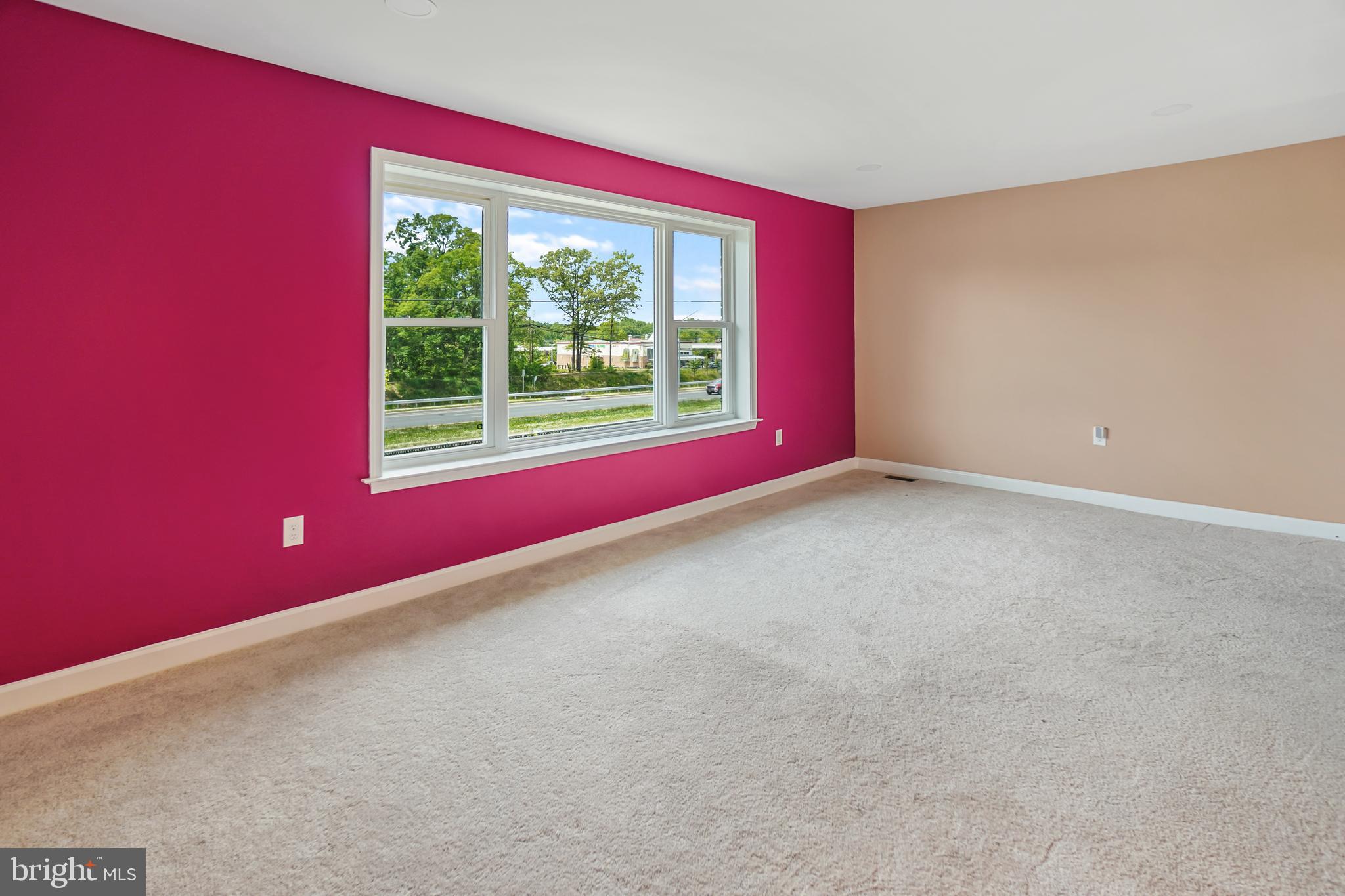 FOREST SPRING CONDO-PHAS - Residential