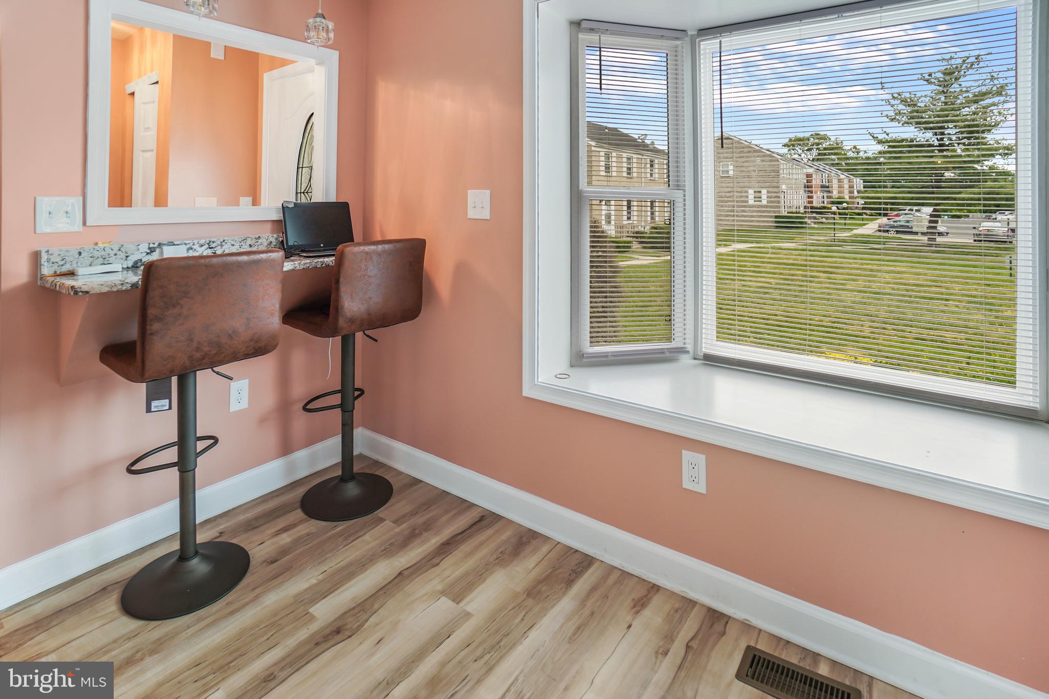 FOREST SPRING CONDO-PHAS - Residential