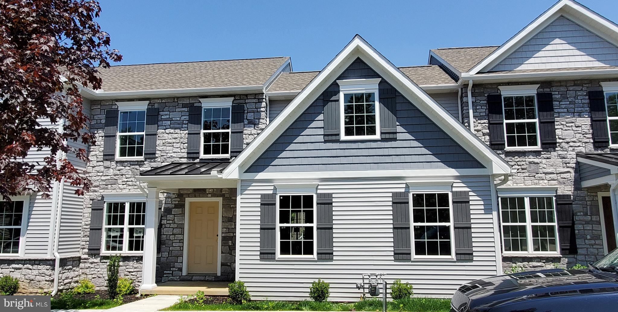 WILLOW BEND FARM - Residential