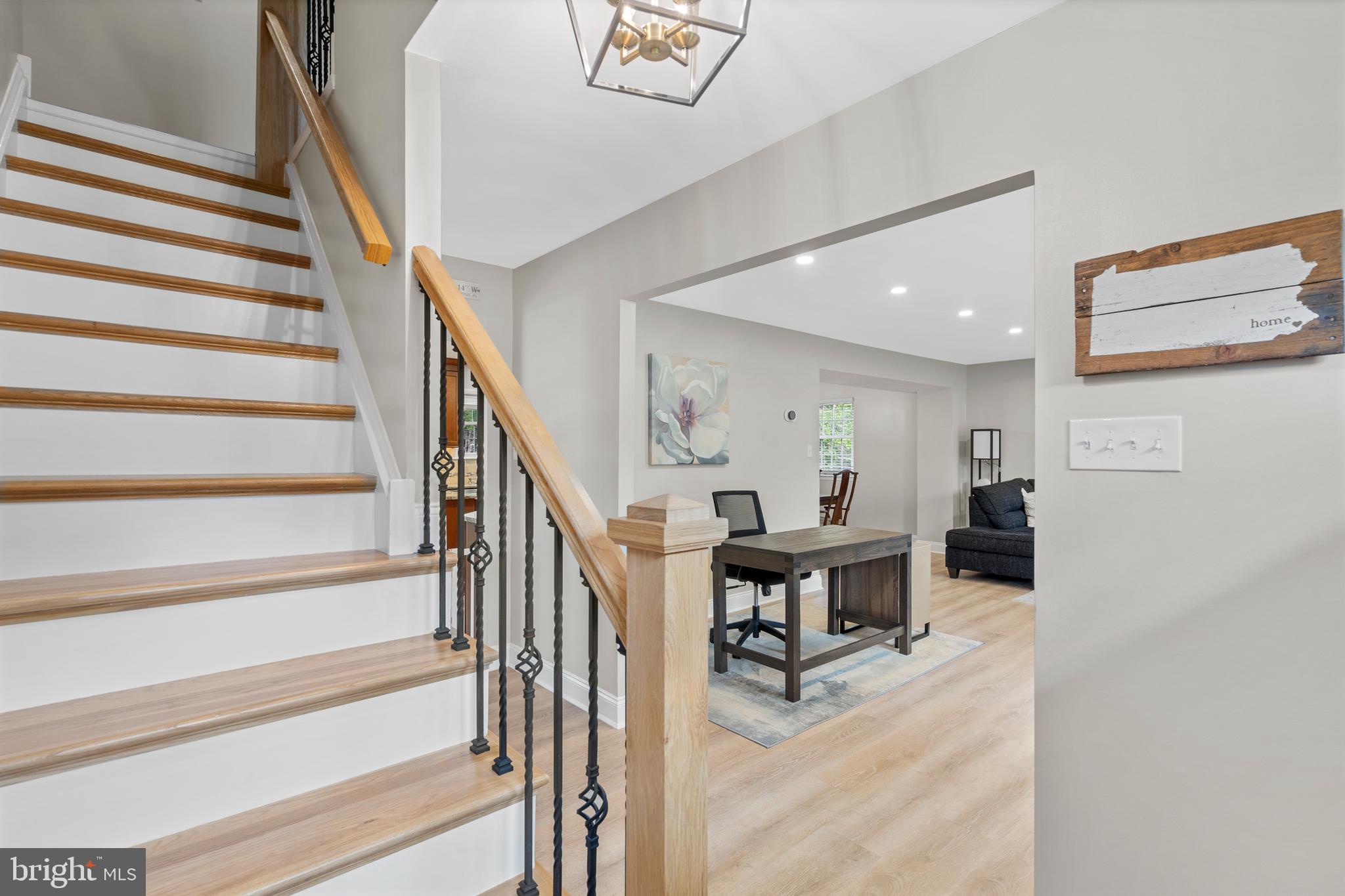 81 KINGSCLERE DRIVE