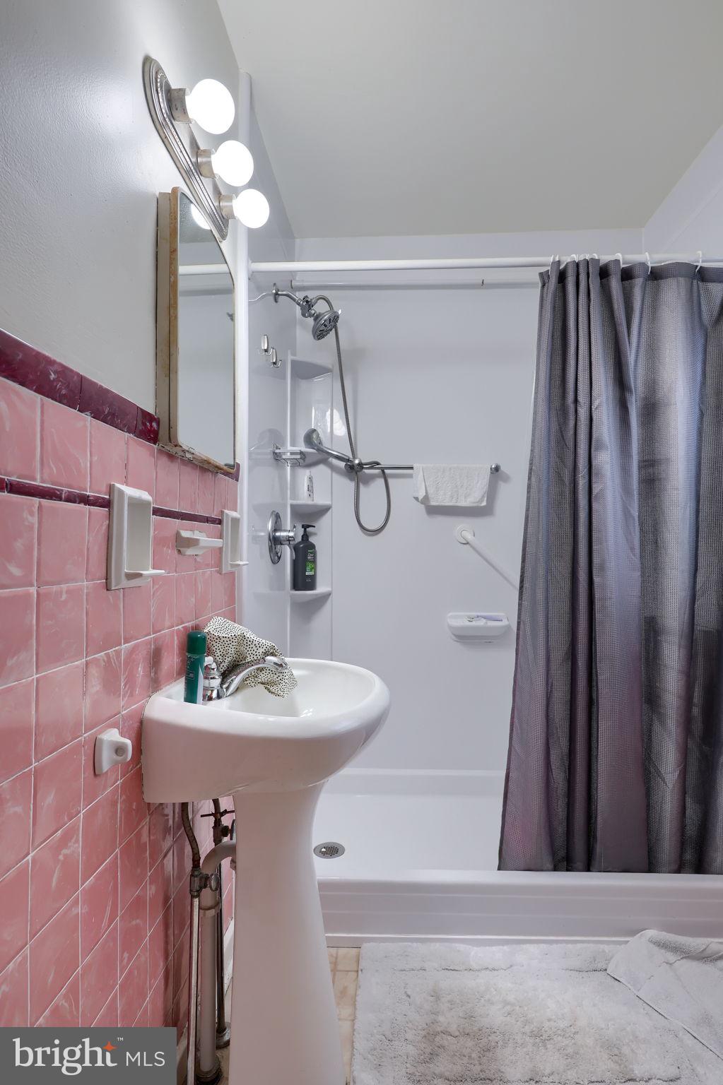 DALLASTOWN BORO - Residential