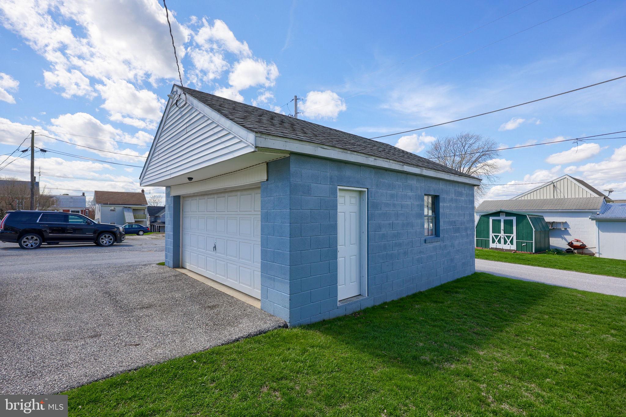 DALLASTOWN BORO - Residential