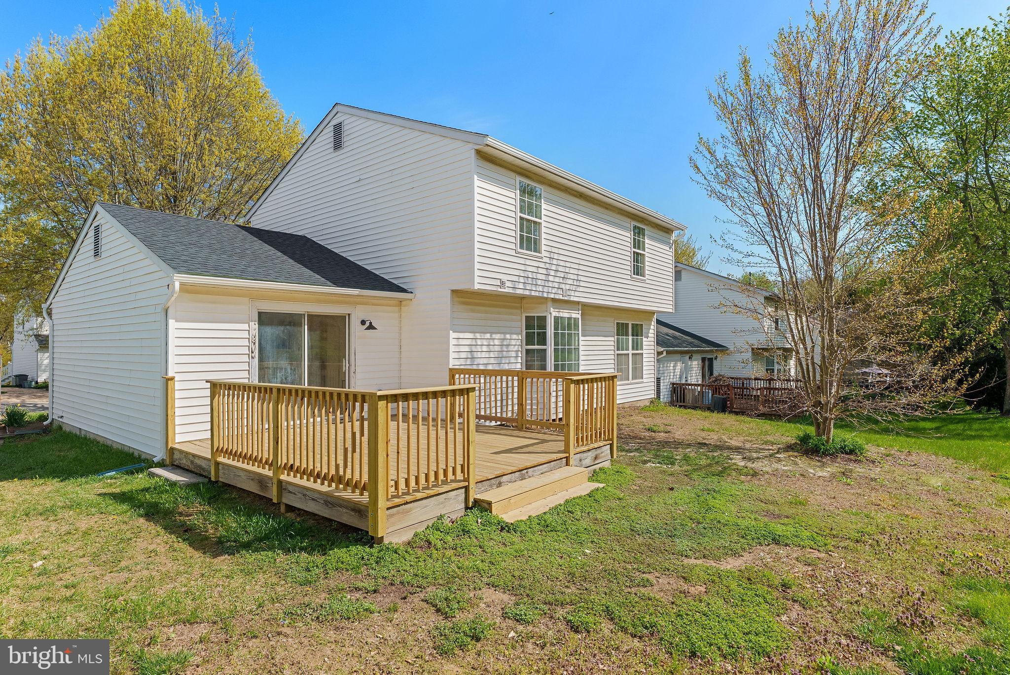 ROBERTS FIELD - Residential