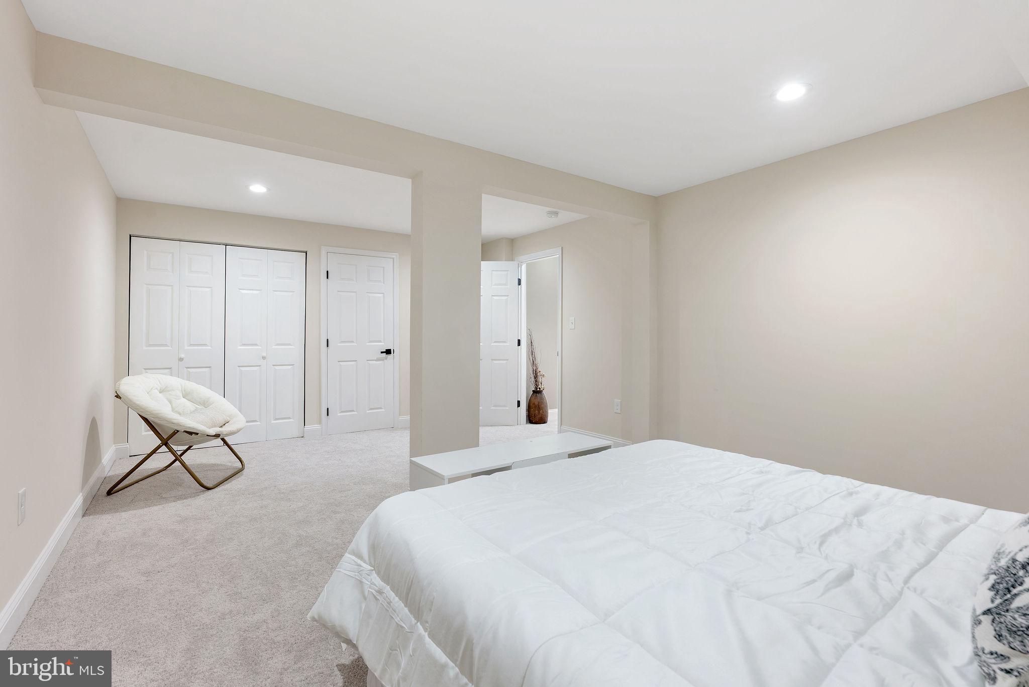 ROBERTS FIELD - Residential