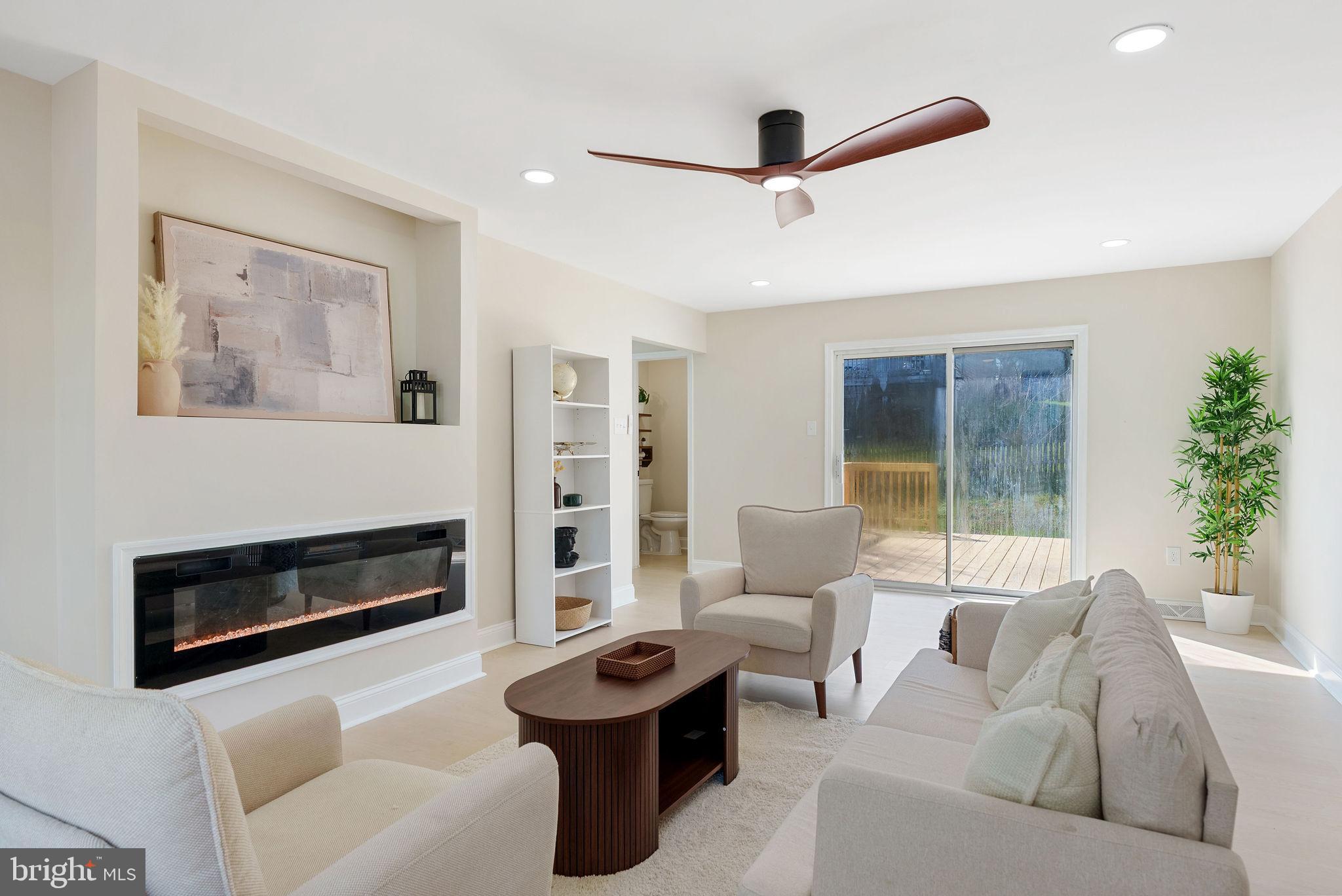 ROBERTS FIELD - Residential