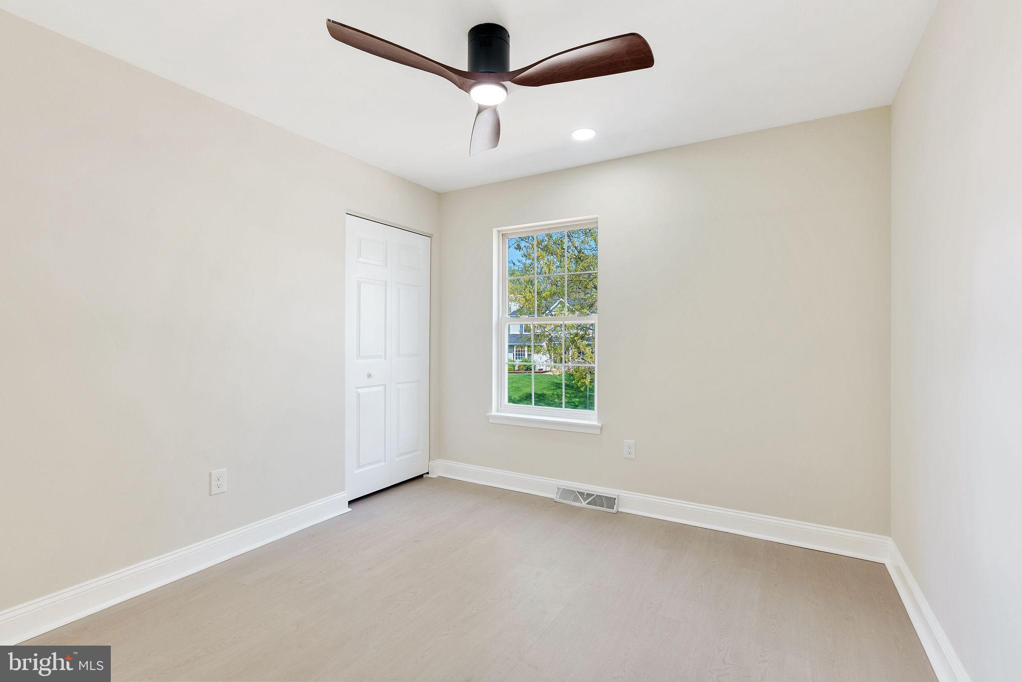 ROBERTS FIELD - Residential