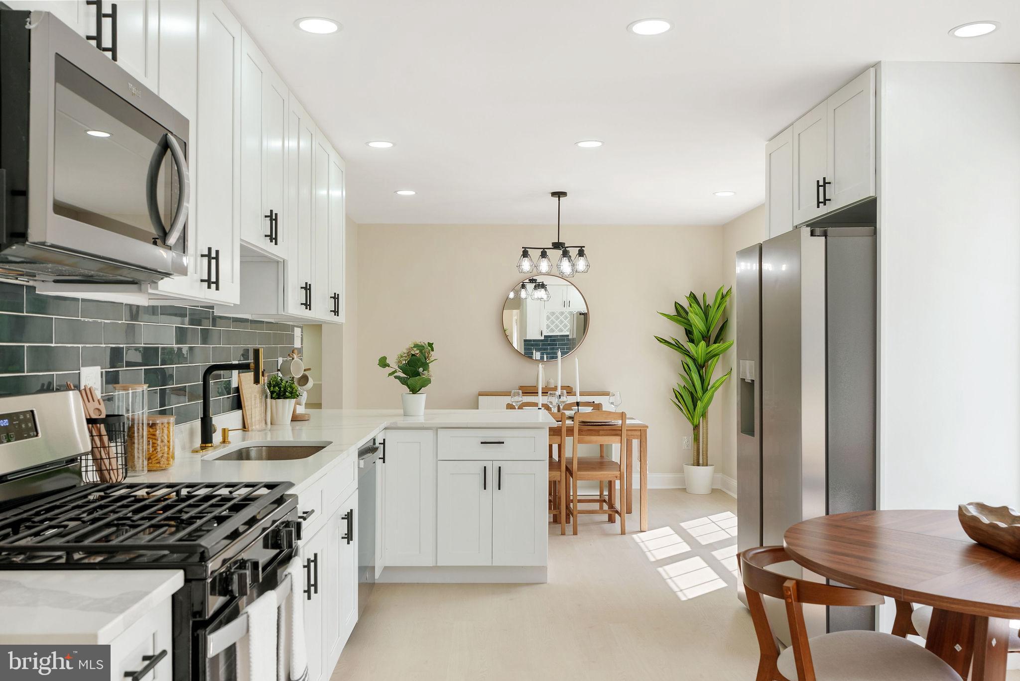 ROBERTS FIELD - Residential