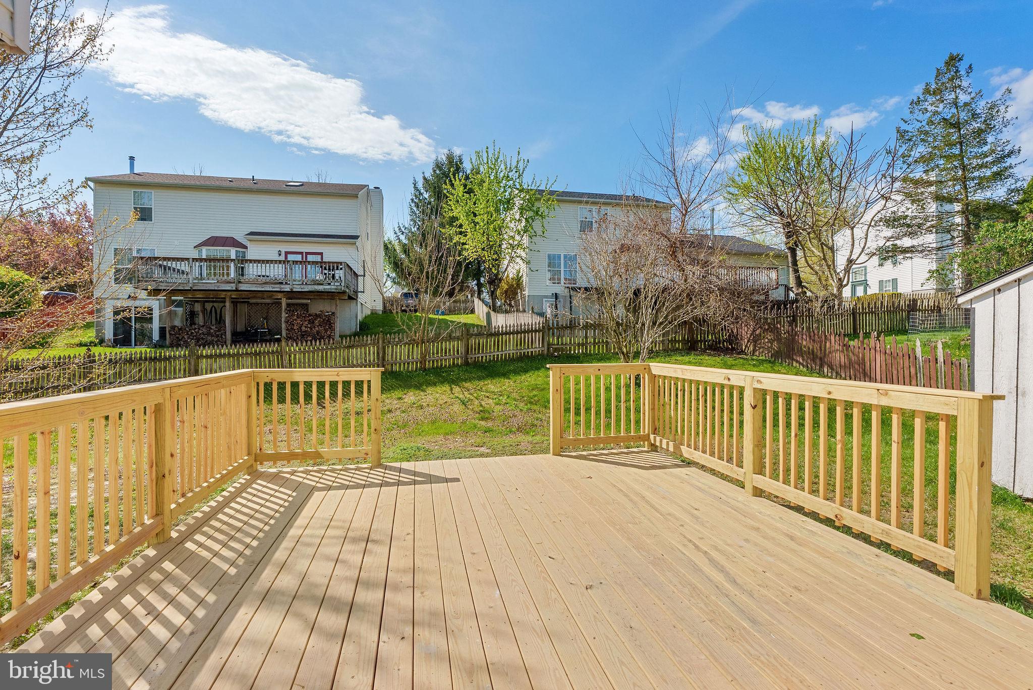 ROBERTS FIELD - Residential