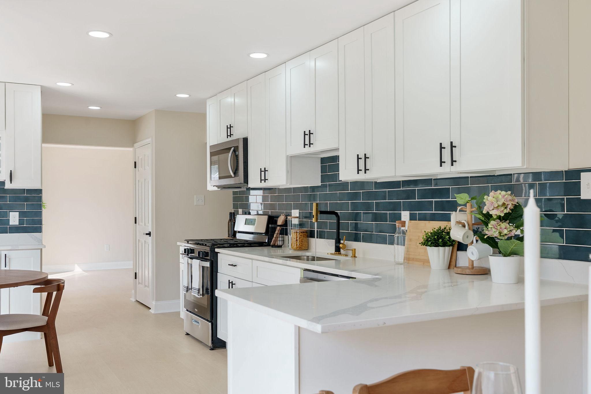 ROBERTS FIELD - Residential