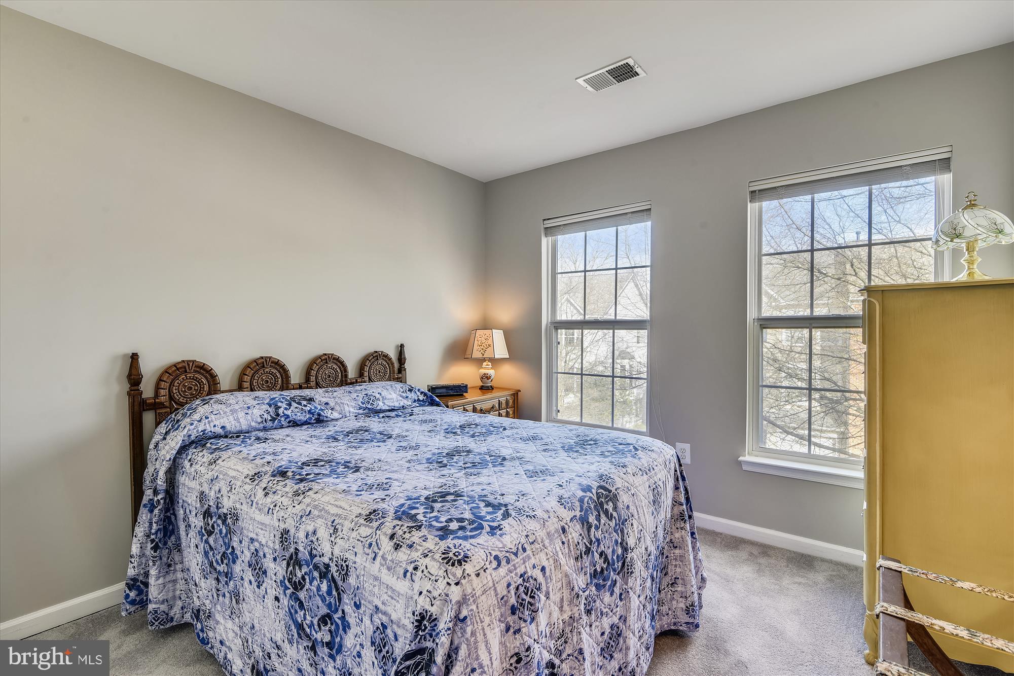 BROADLANDS - Residential