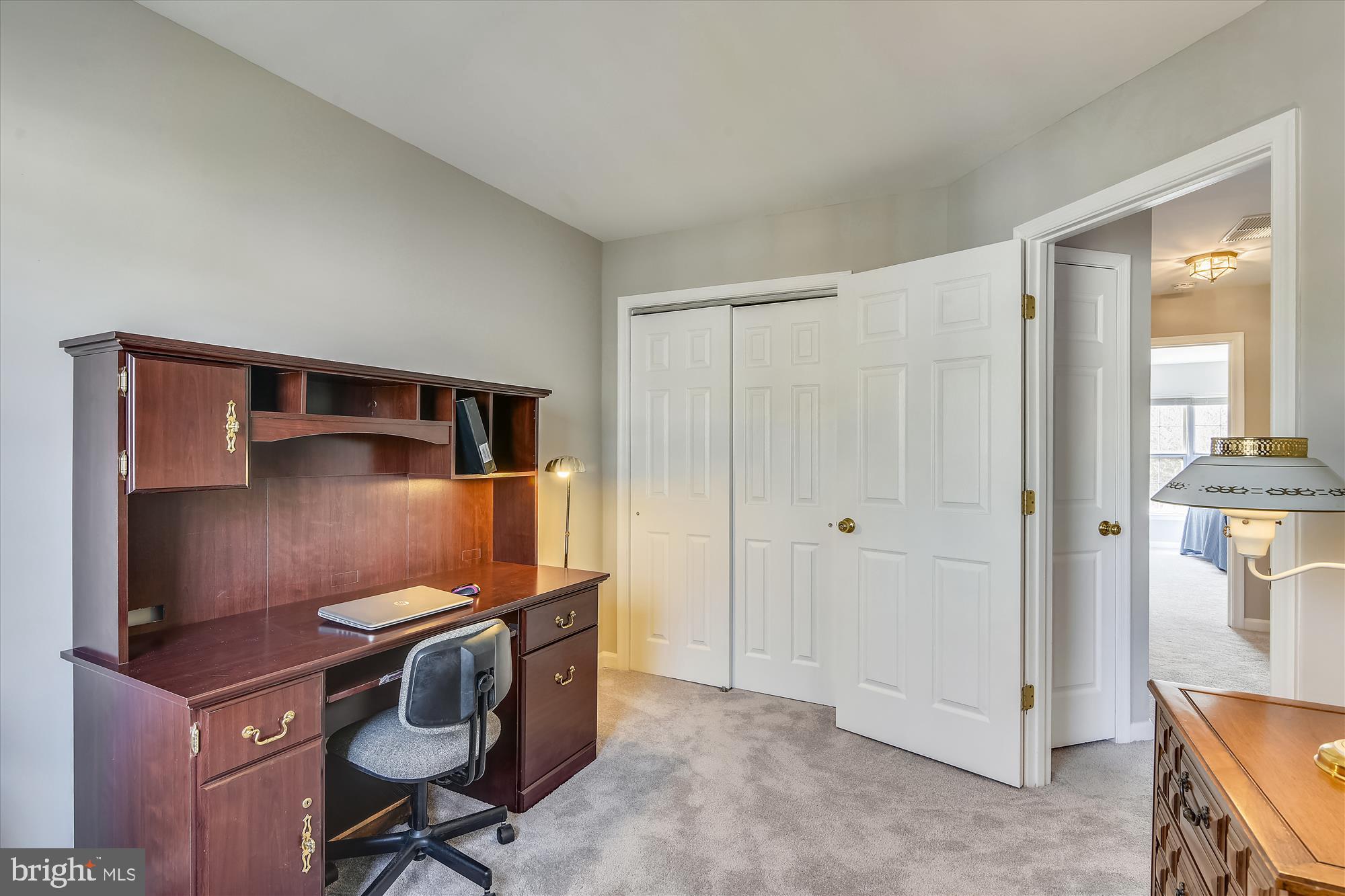 BROADLANDS - Residential