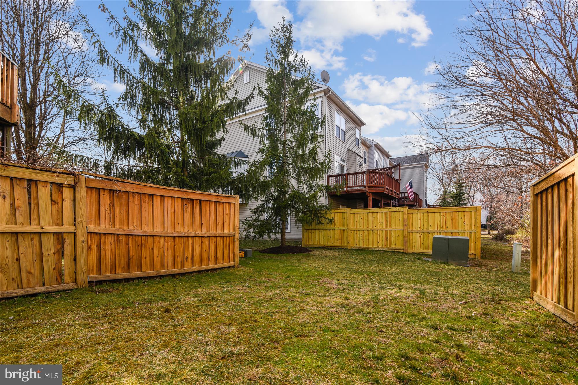 BROADLANDS - Residential