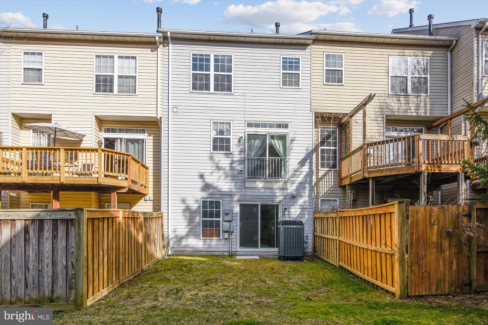 BROADLANDS - Residential