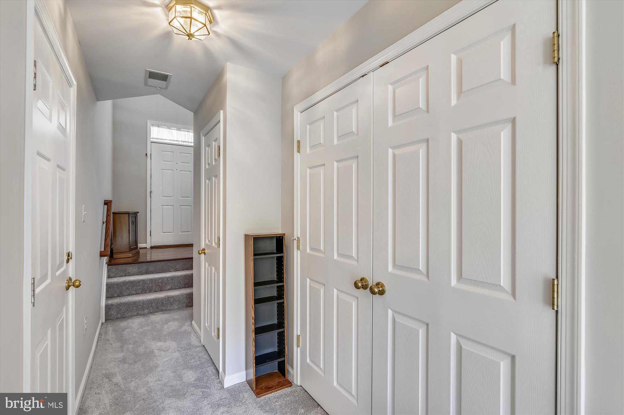 BROADLANDS - Residential