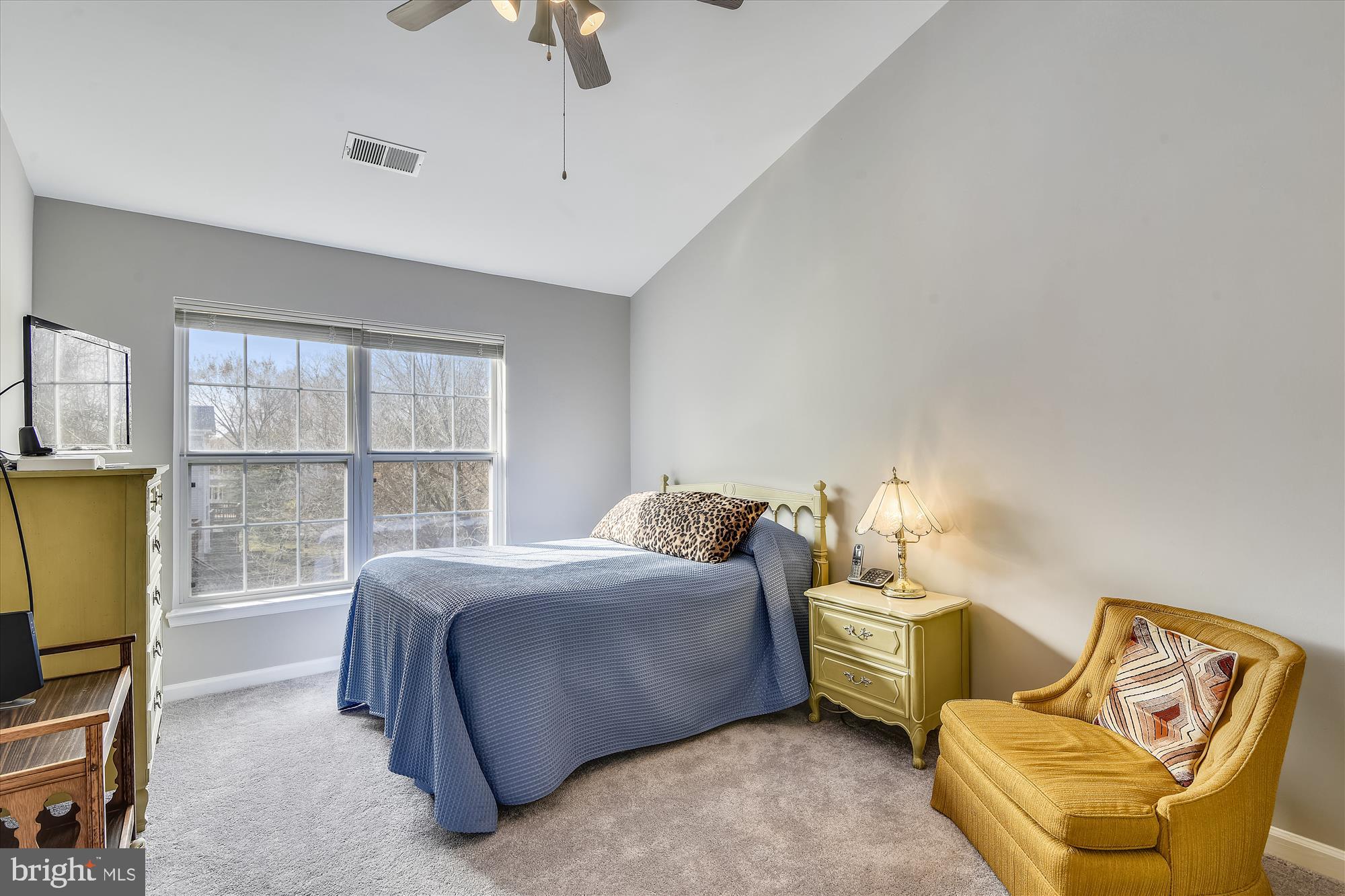 BROADLANDS - Residential