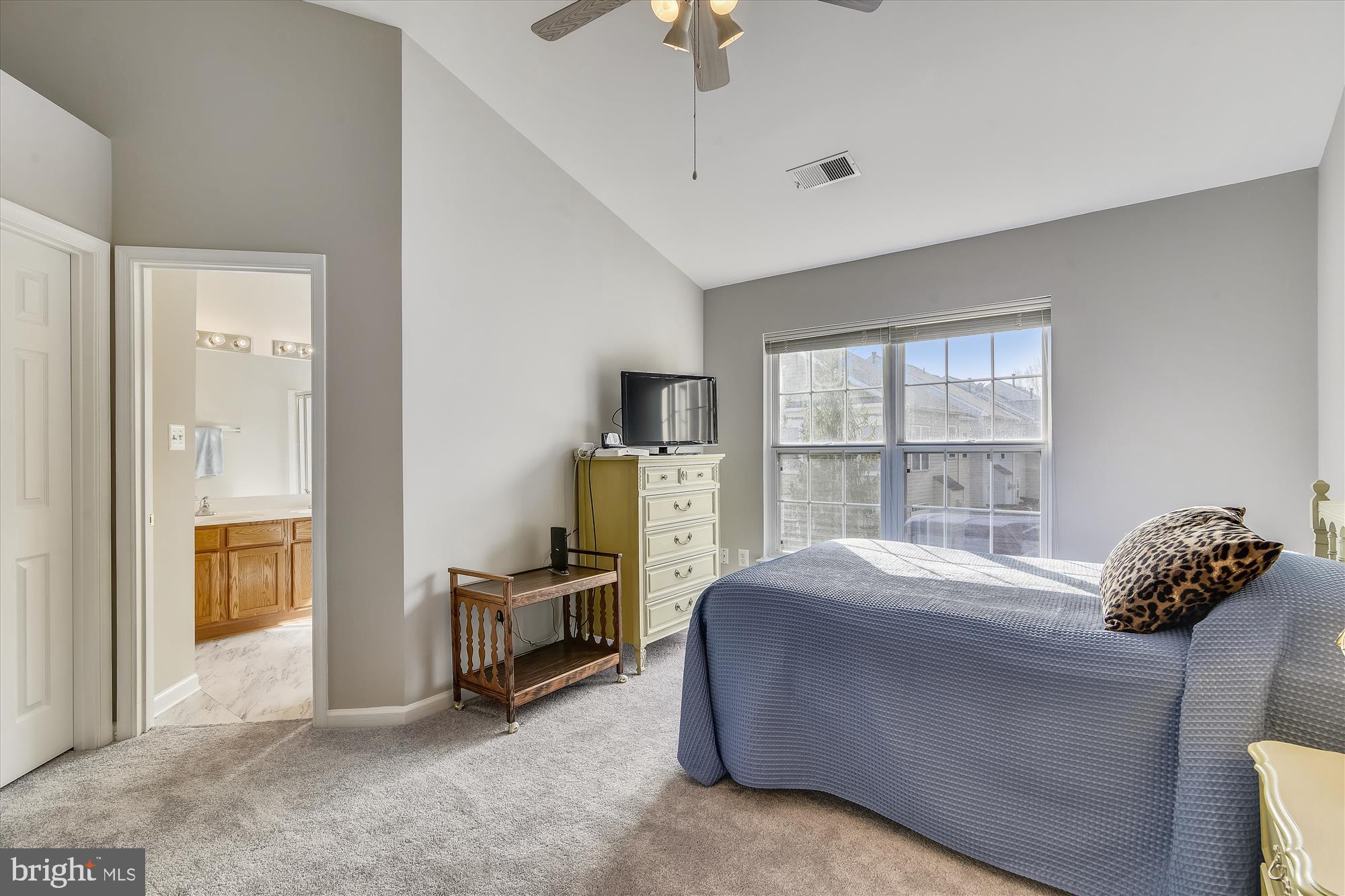 BROADLANDS - Residential