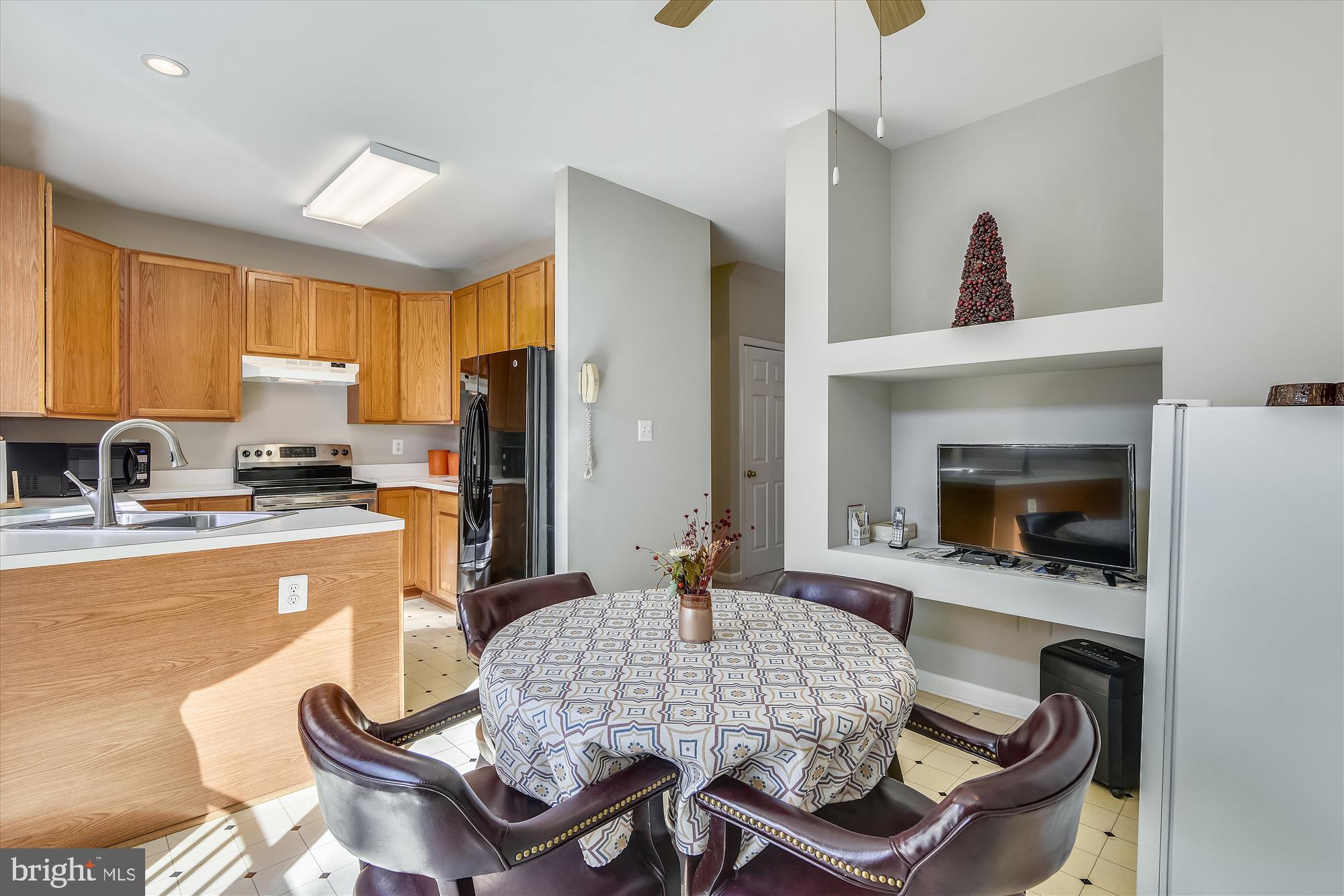 BROADLANDS - Residential