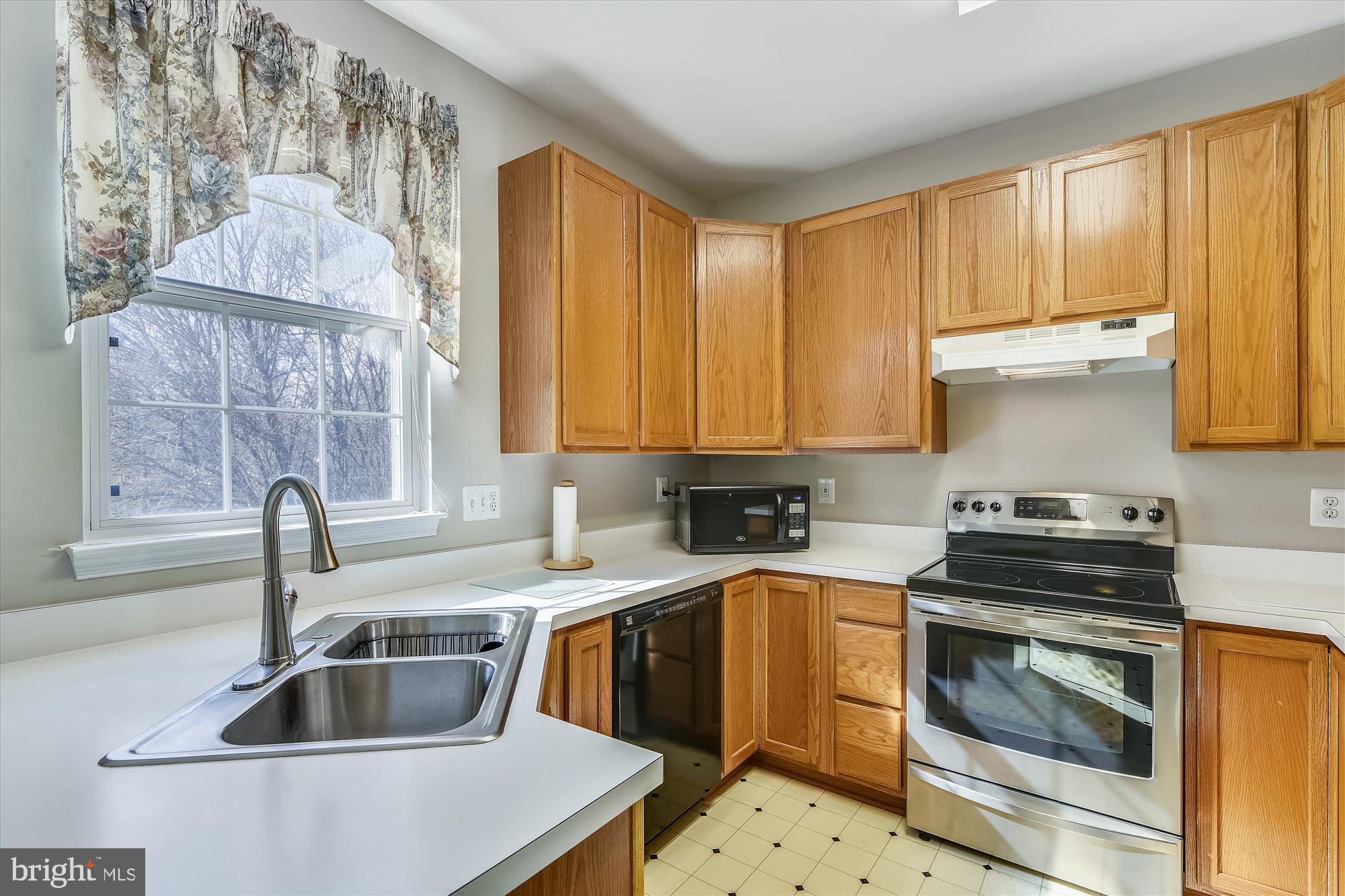 BROADLANDS - Residential