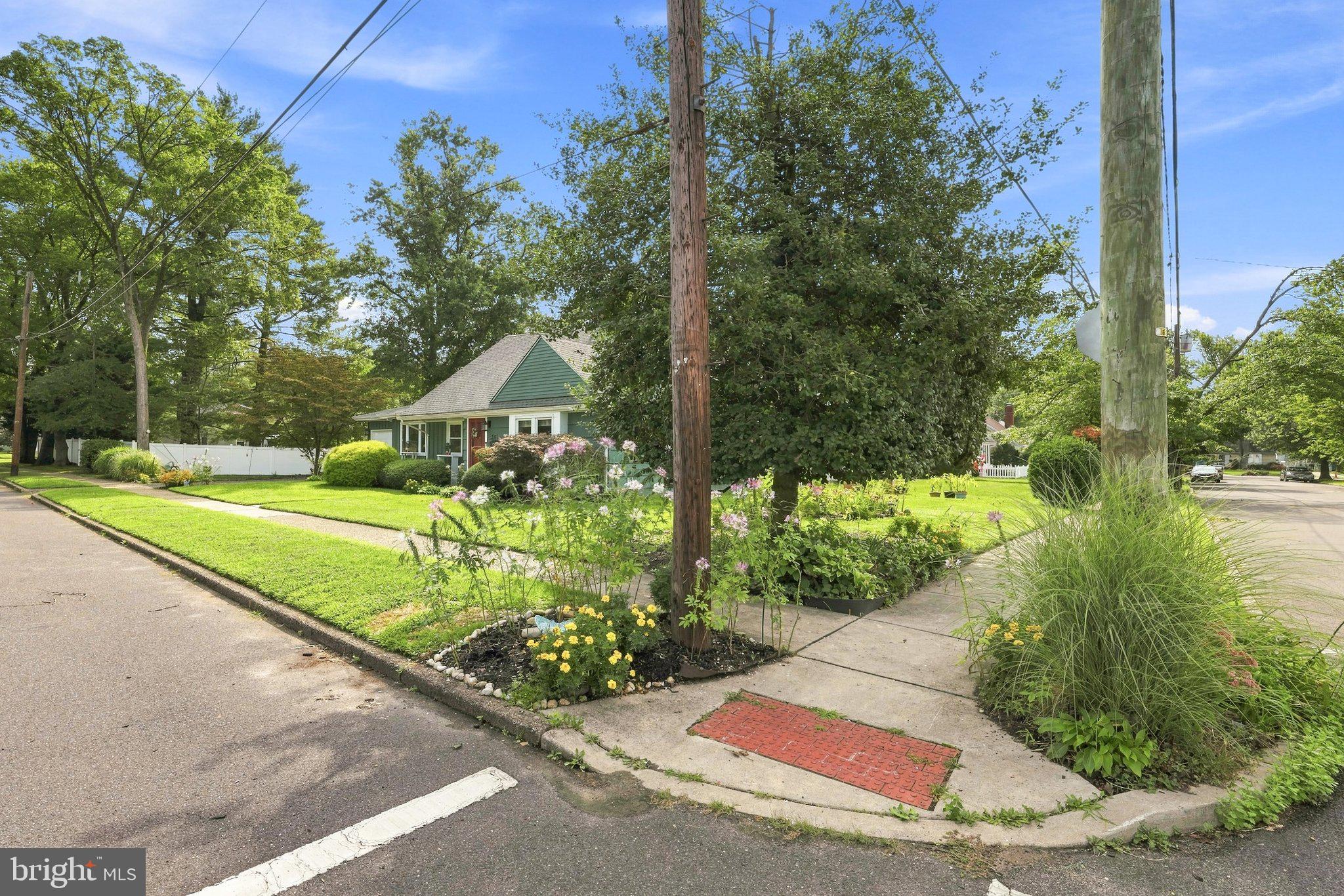 301 HIGH STREET