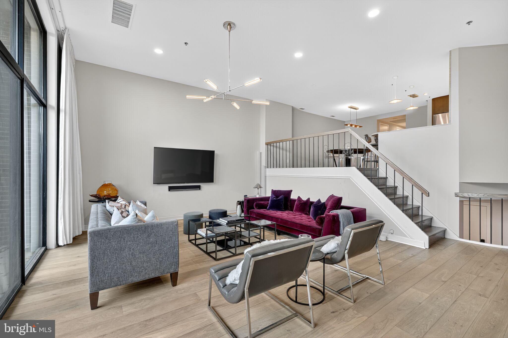 ARLINGTON - Residential