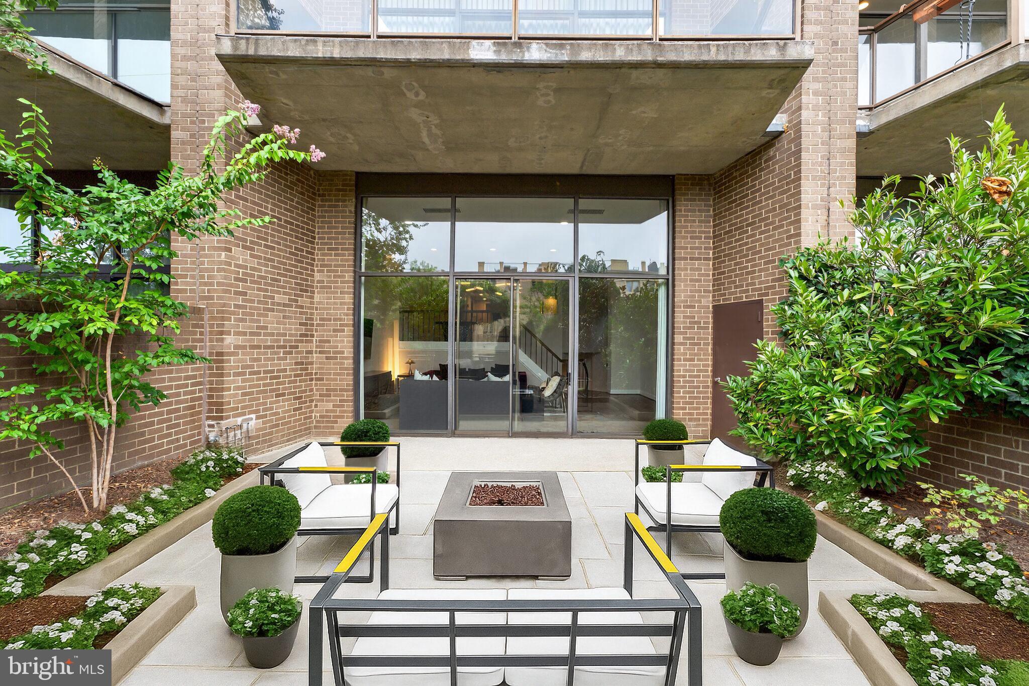 ARLINGTON - Residential