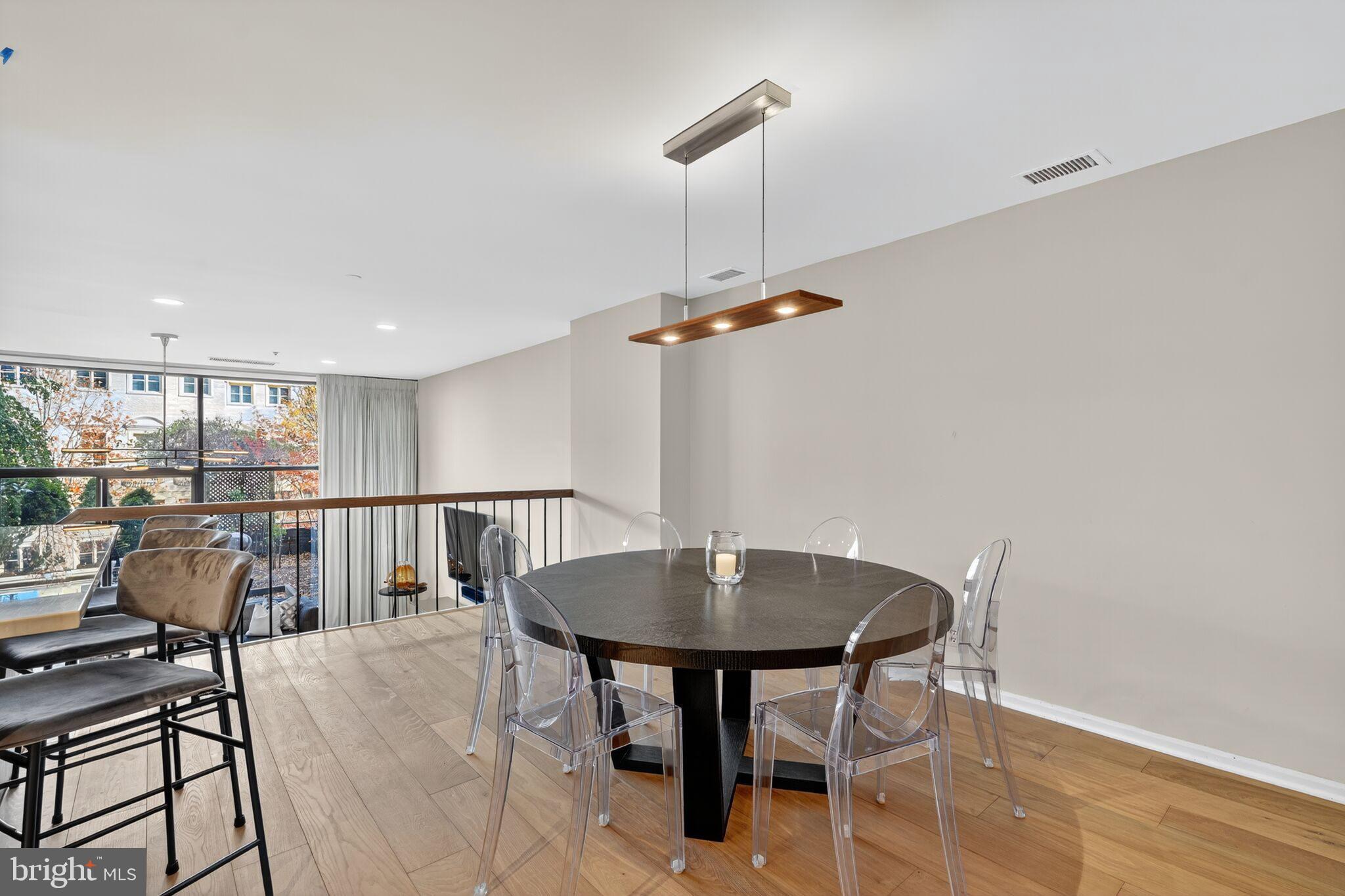 ARLINGTON - Residential