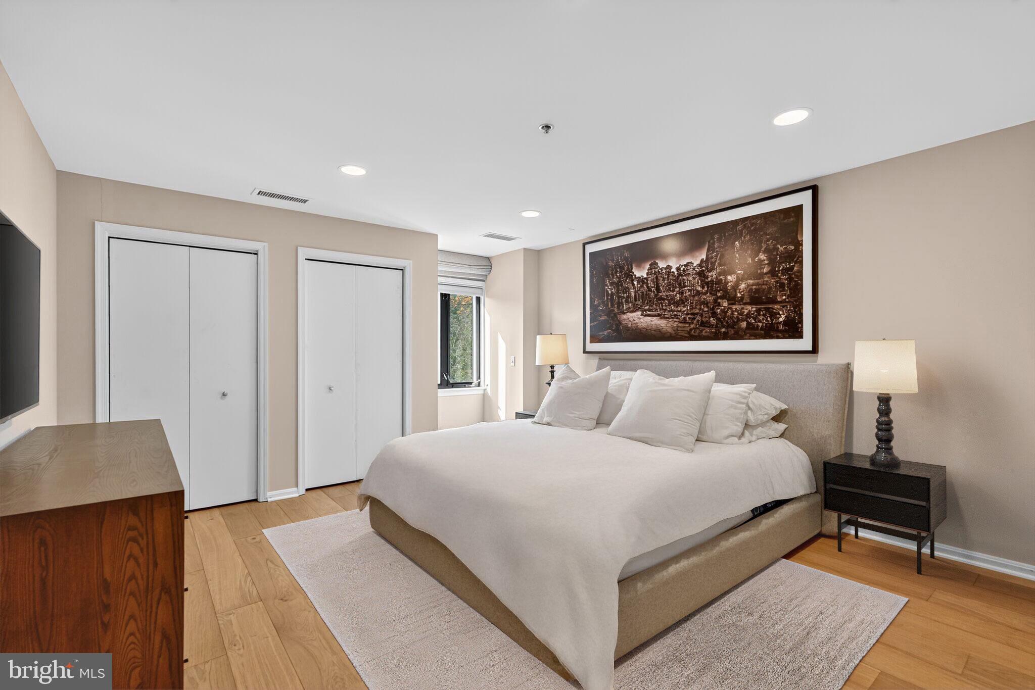 ARLINGTON - Residential