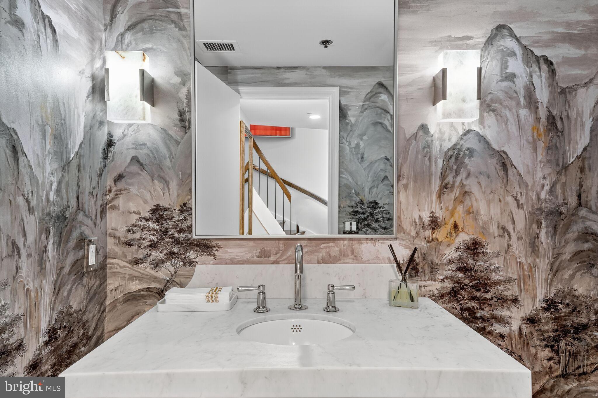 1401 N OAK STREET G-5