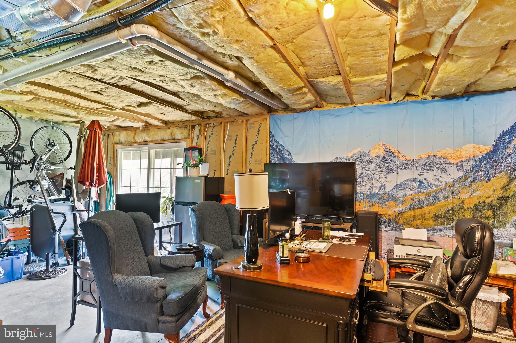 CROSS CREEK - Residential Lease