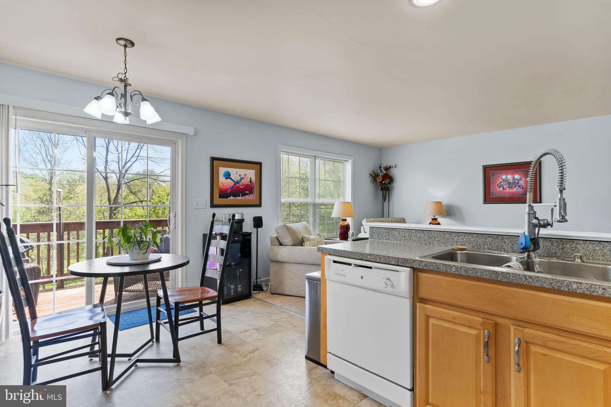 CROSS CREEK - Residential Lease