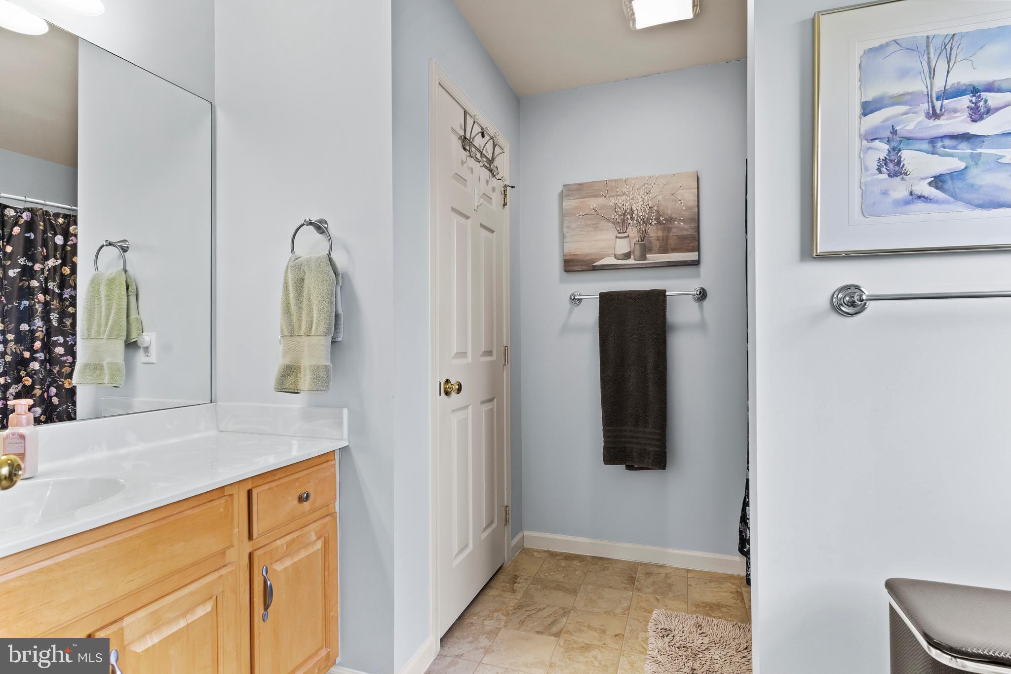 CROSS CREEK - Residential Lease