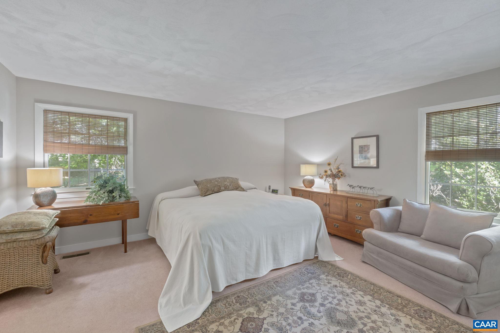 LAKE MONTICELLO - Residential