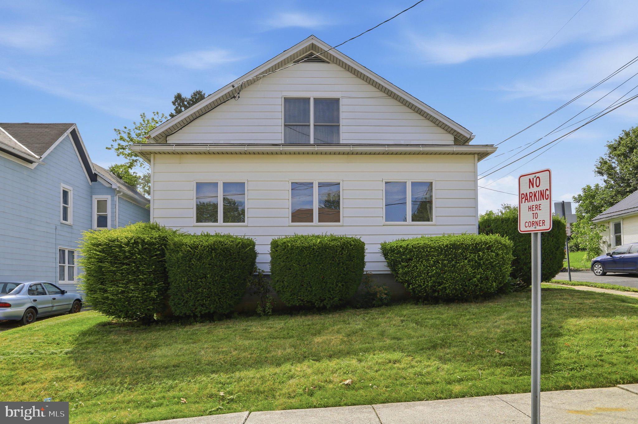 86 OAK STREET