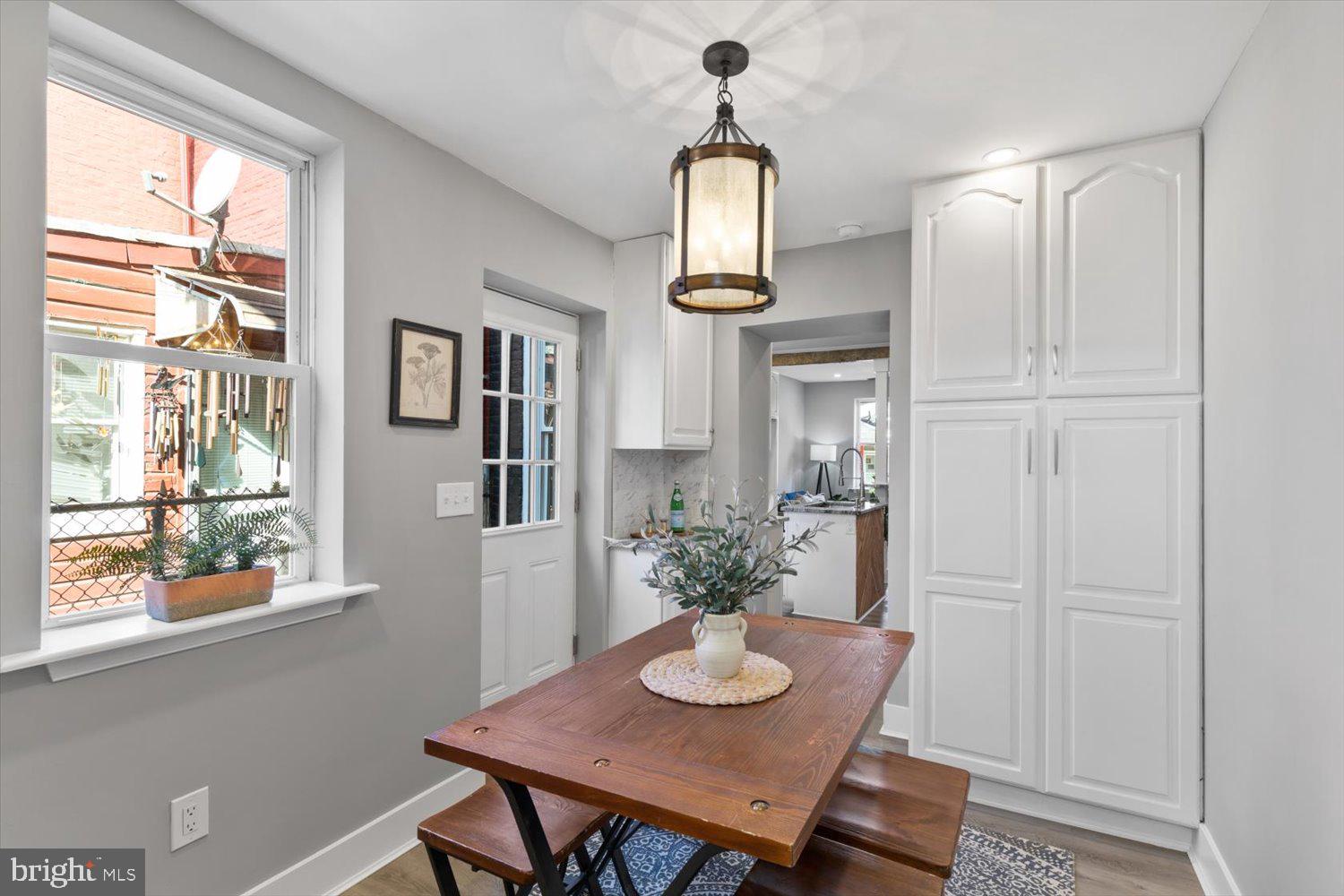 CABBAGE HILL - Residential