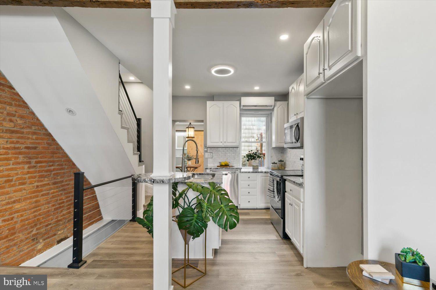 CABBAGE HILL - Residential