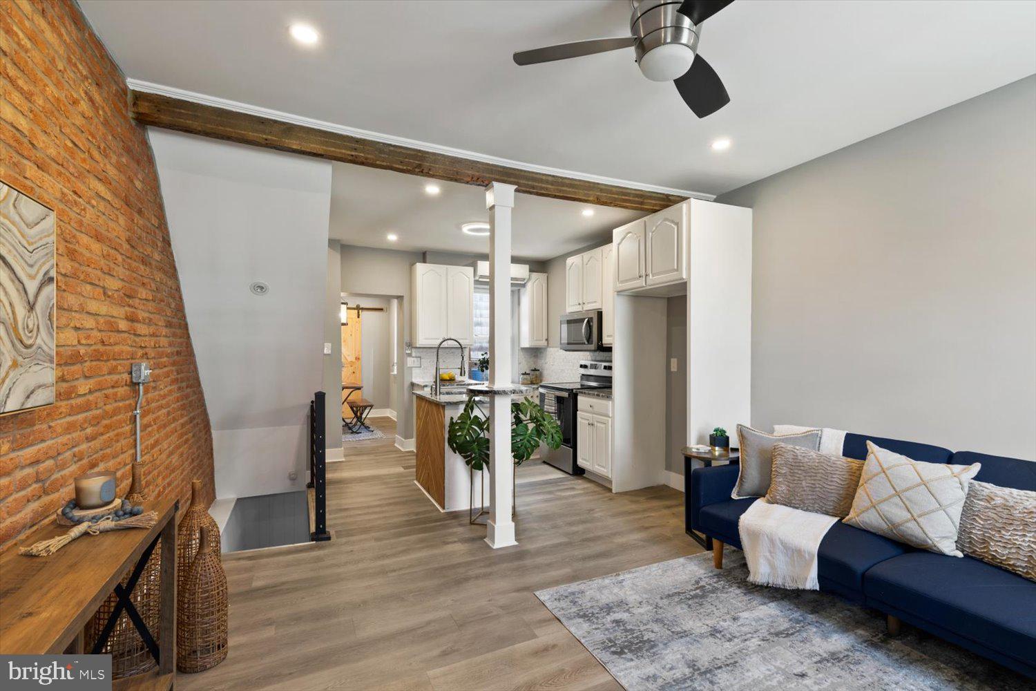 CABBAGE HILL - Residential