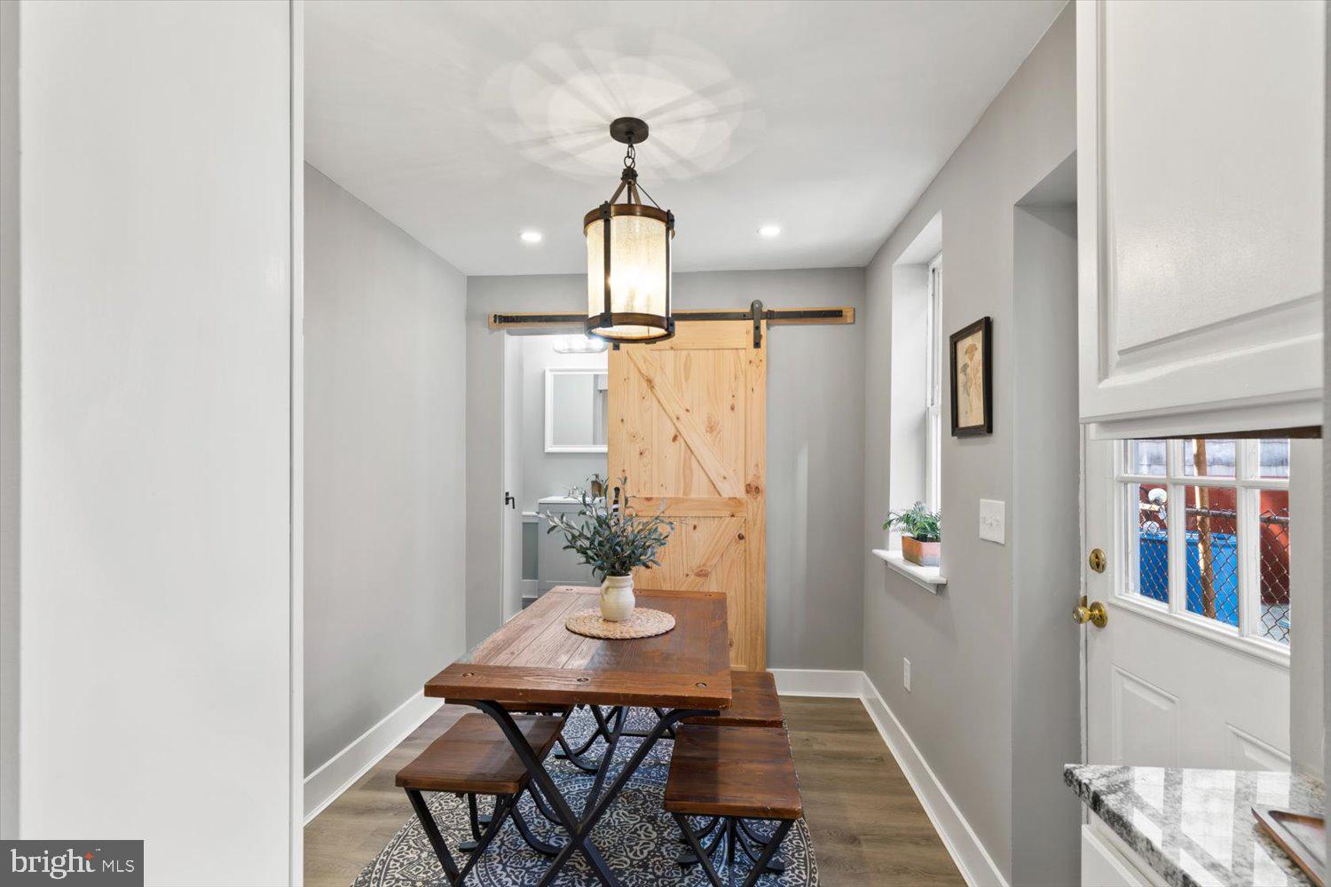 CABBAGE HILL - Residential