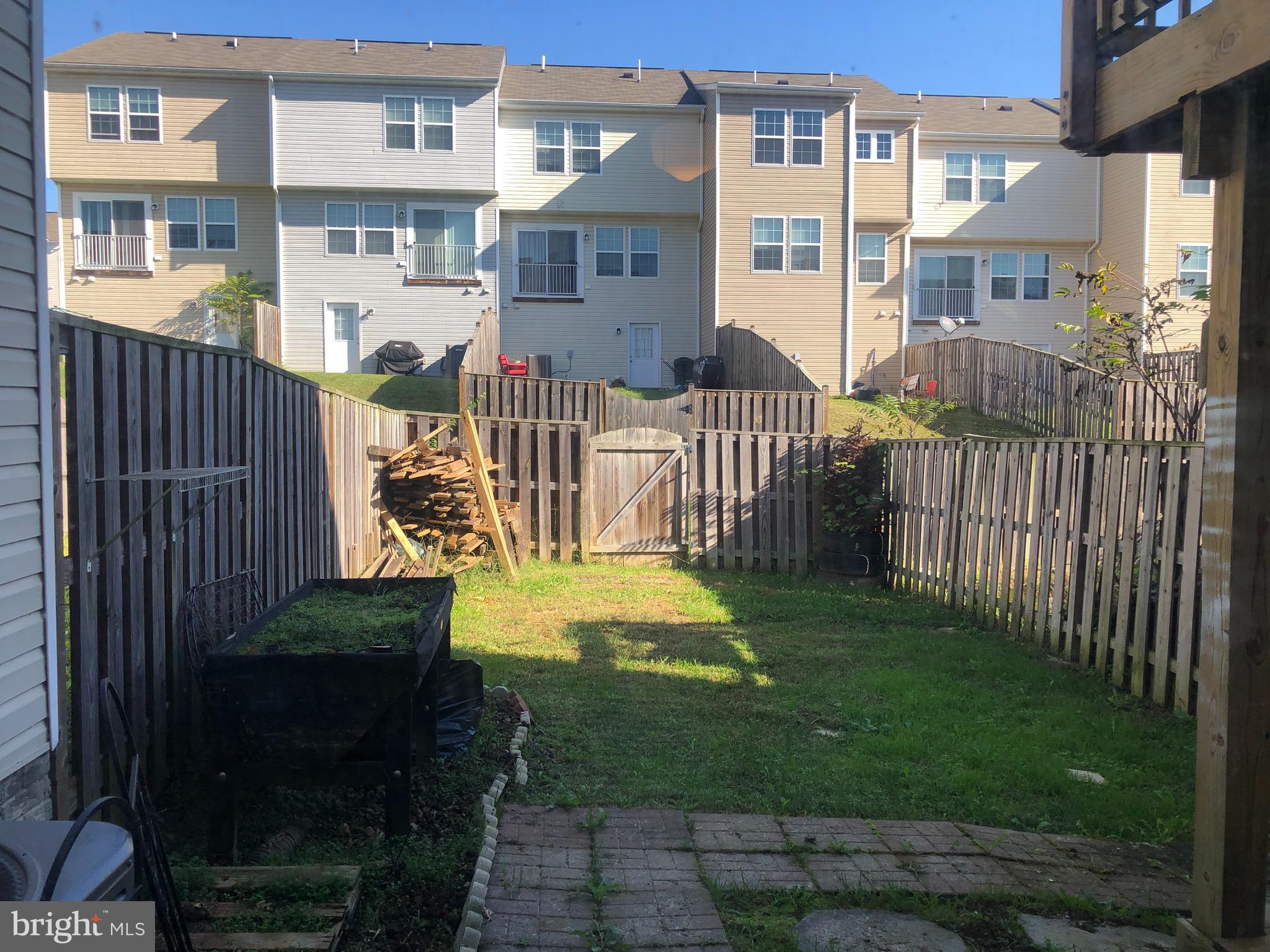 STONEBROOK VILLAGE - Residential Lease