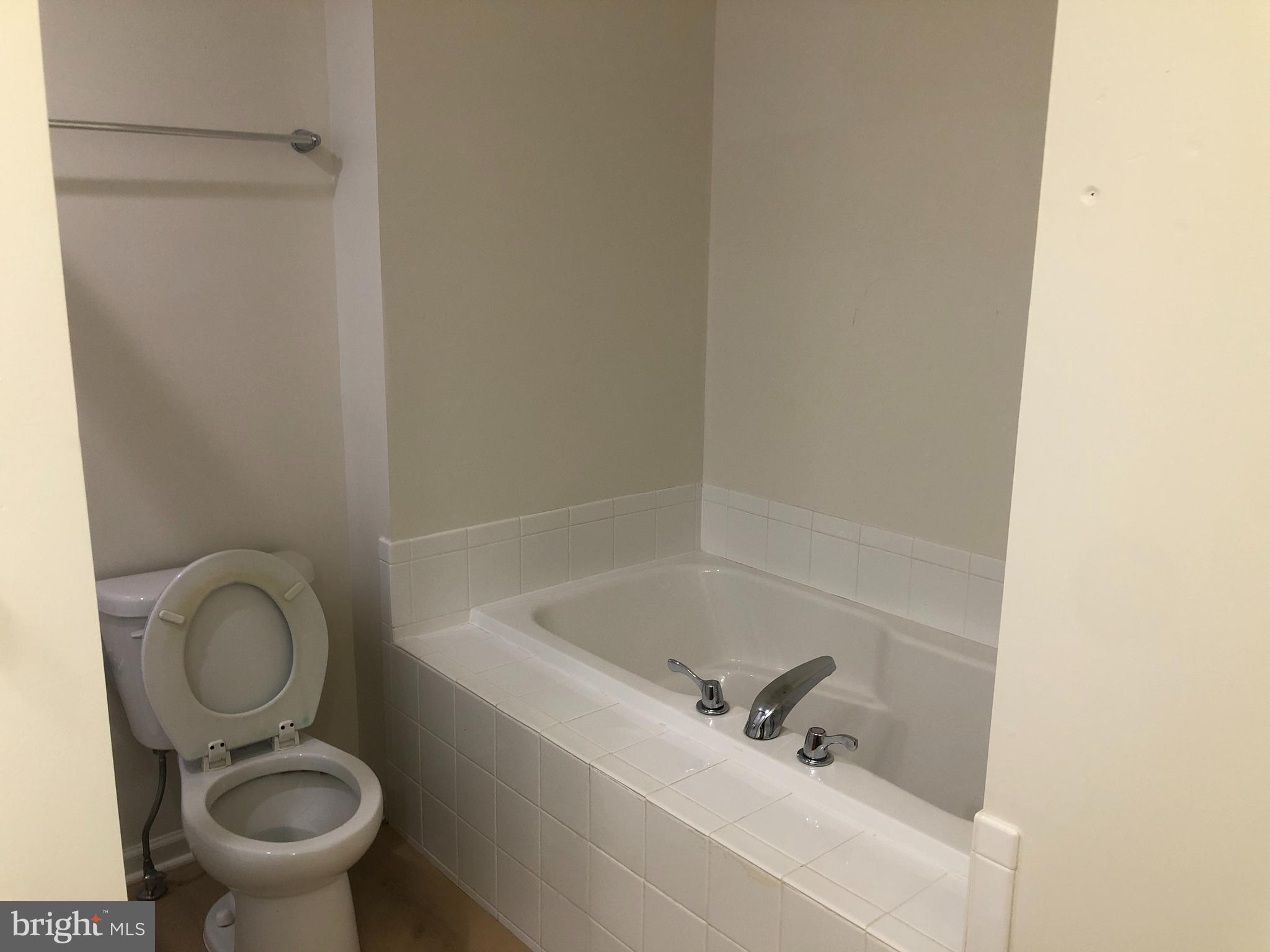 STONEBROOK VILLAGE - Residential Lease