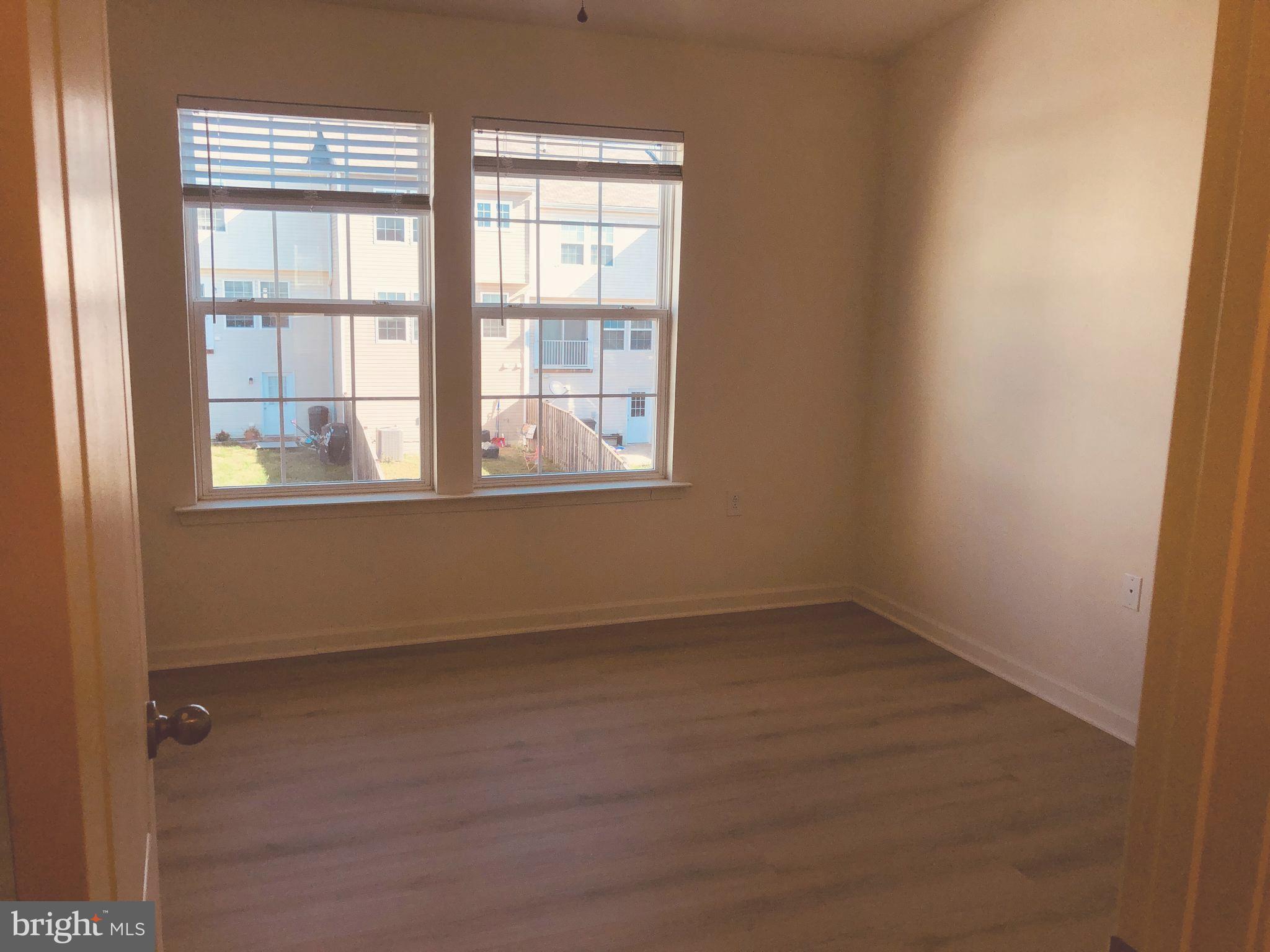 STONEBROOK VILLAGE - Residential Lease