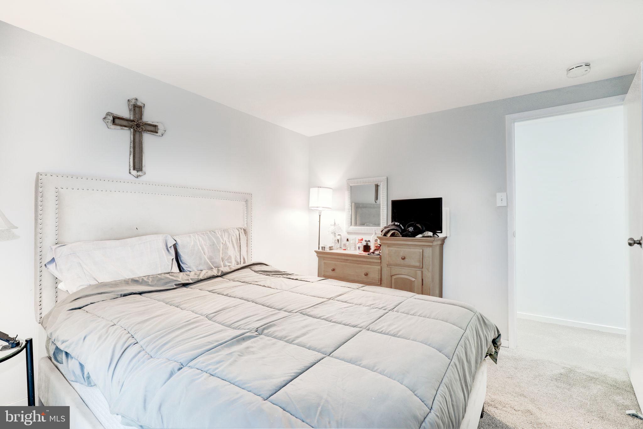 VILLAGE OF WILDE LAKE - Residential