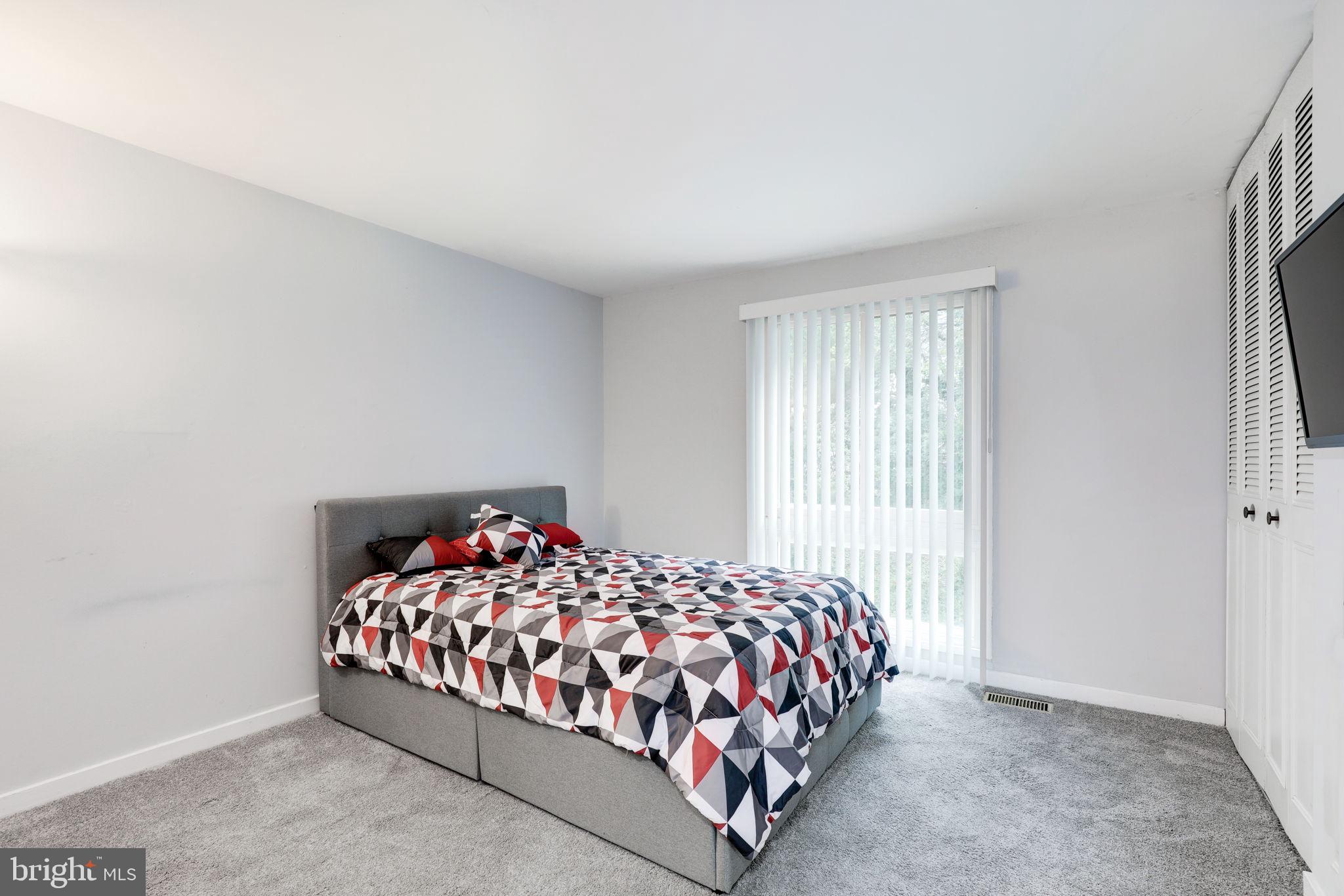 VILLAGE OF WILDE LAKE - Residential