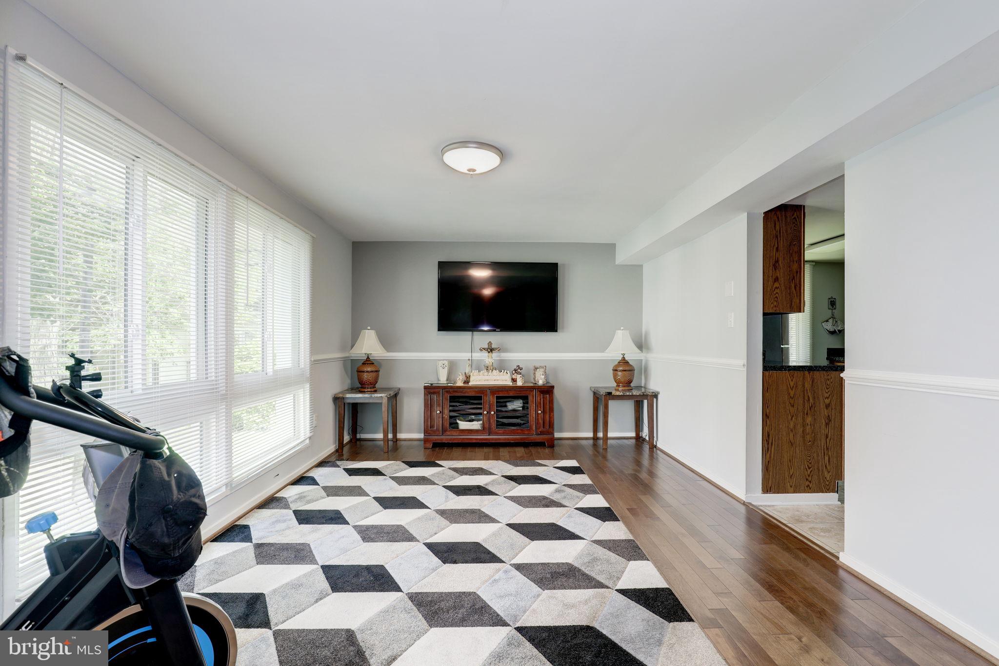 VILLAGE OF WILDE LAKE - Residential