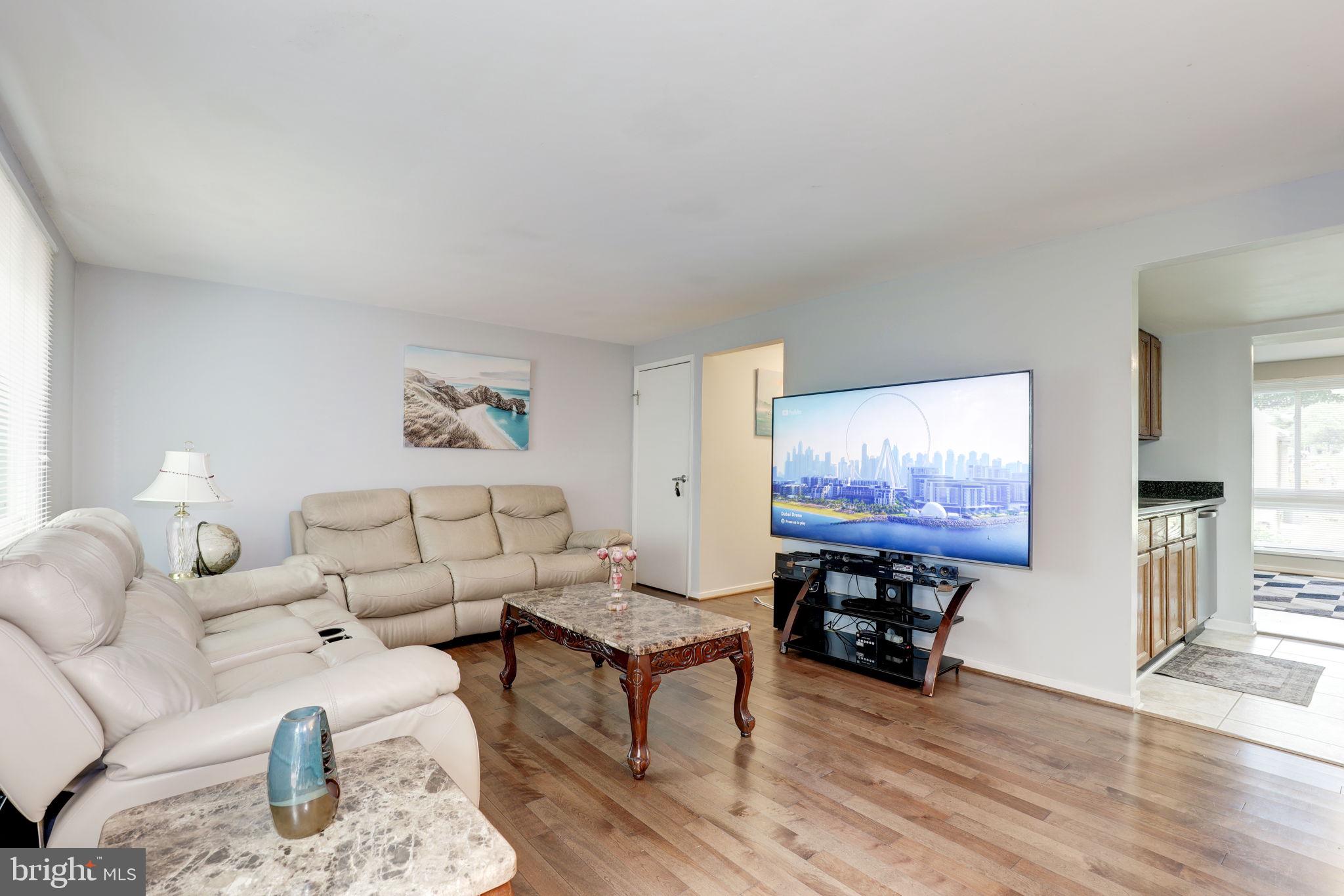 VILLAGE OF WILDE LAKE - Residential