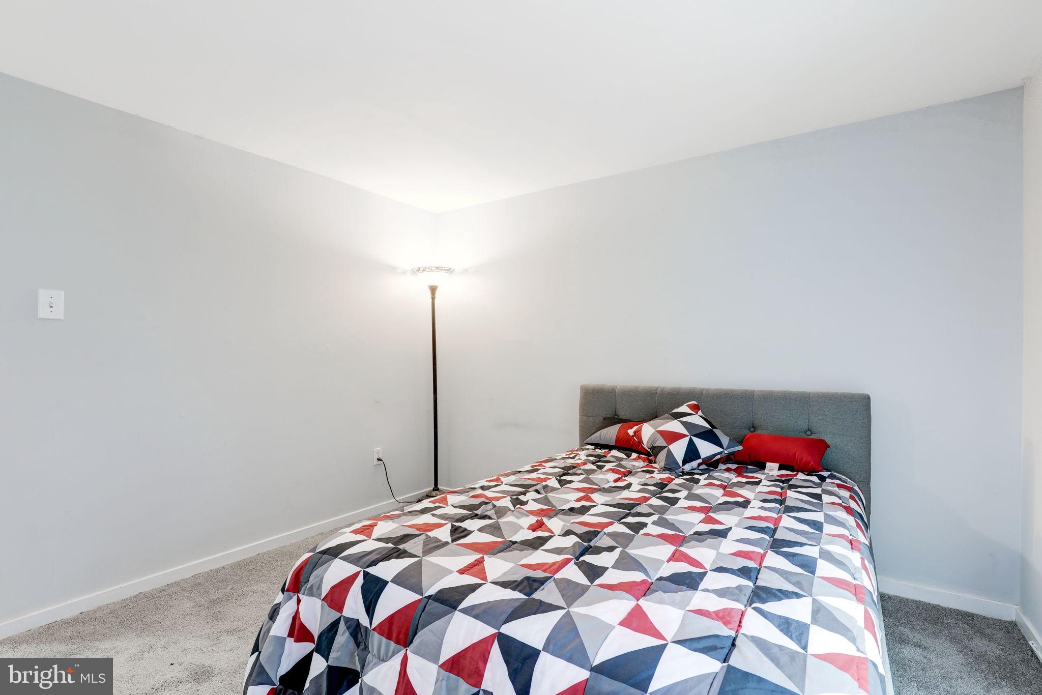 VILLAGE OF WILDE LAKE - Residential