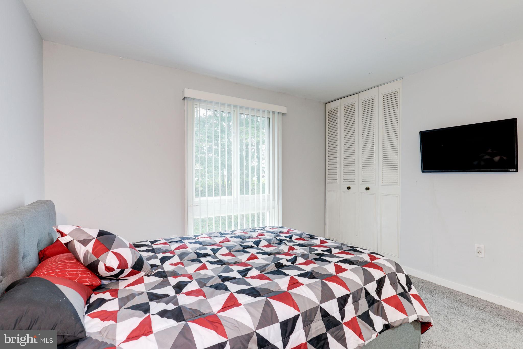 VILLAGE OF WILDE LAKE - Residential