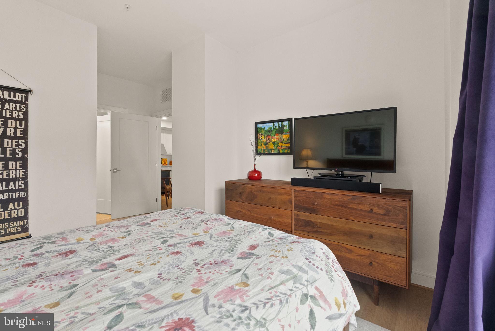 OLD TOWN NORTH - Residential