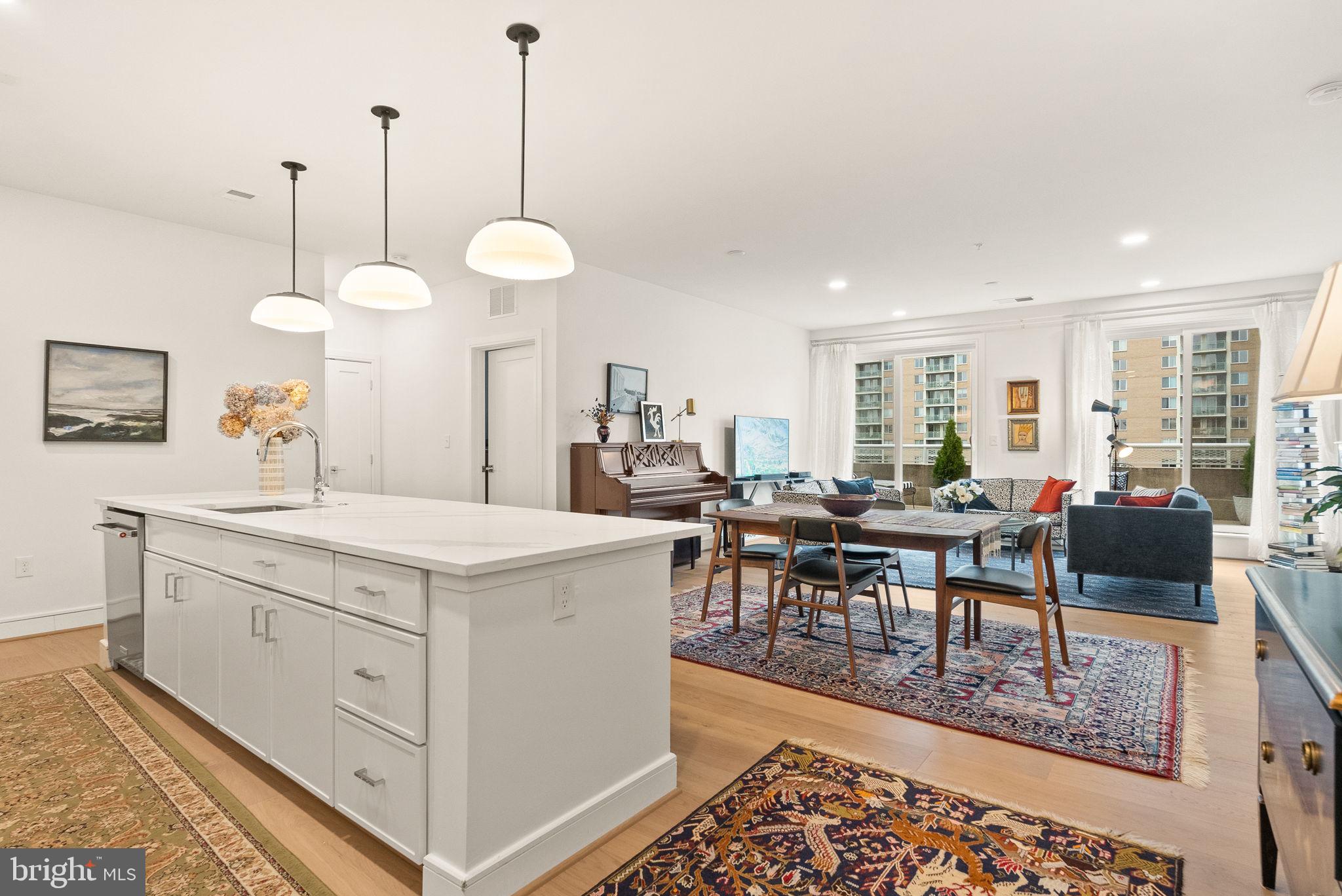 OLD TOWN NORTH - Residential