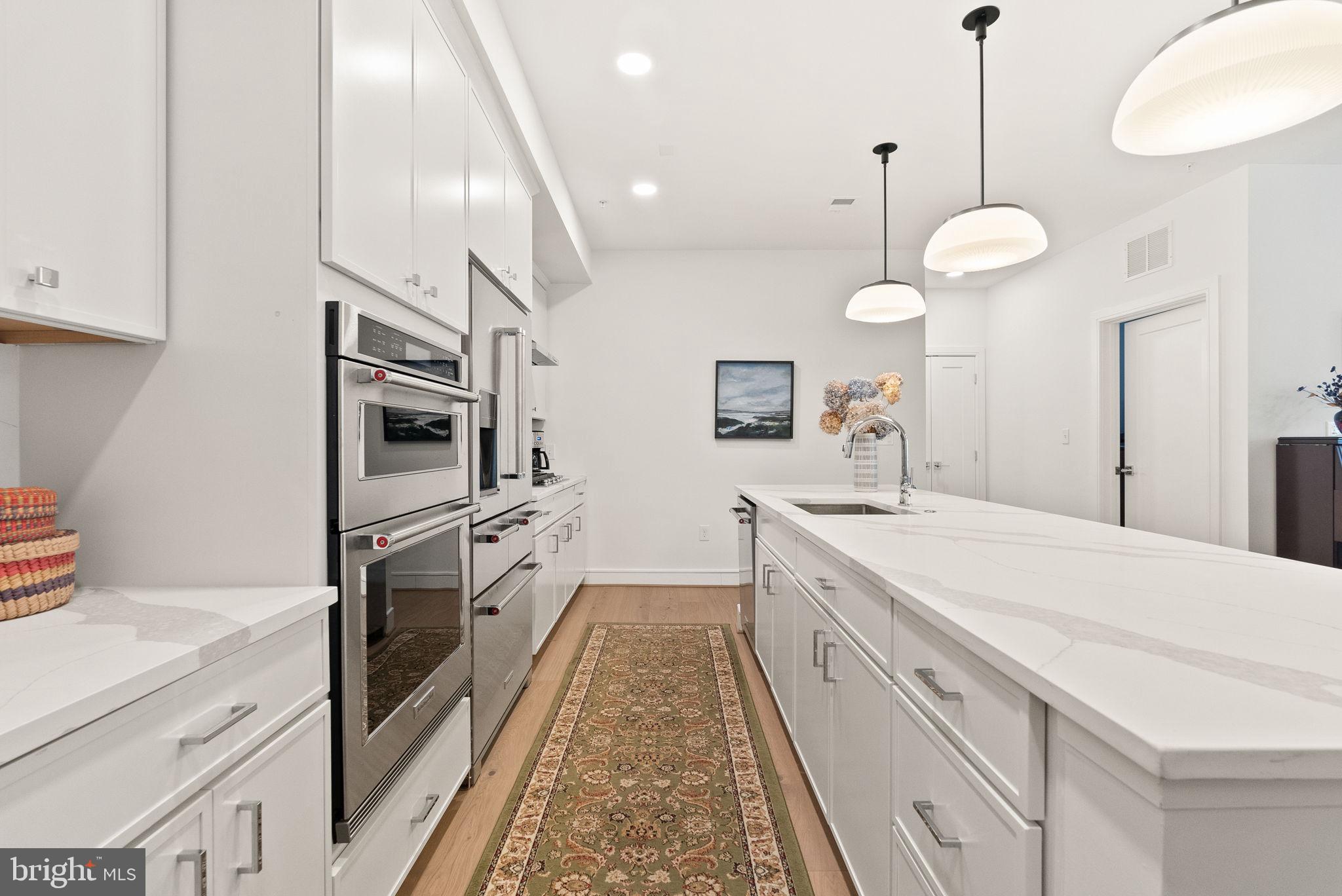 OLD TOWN NORTH - Residential