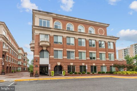 635 SLATERS LANE 302 ALEXANDRIA VA 22314